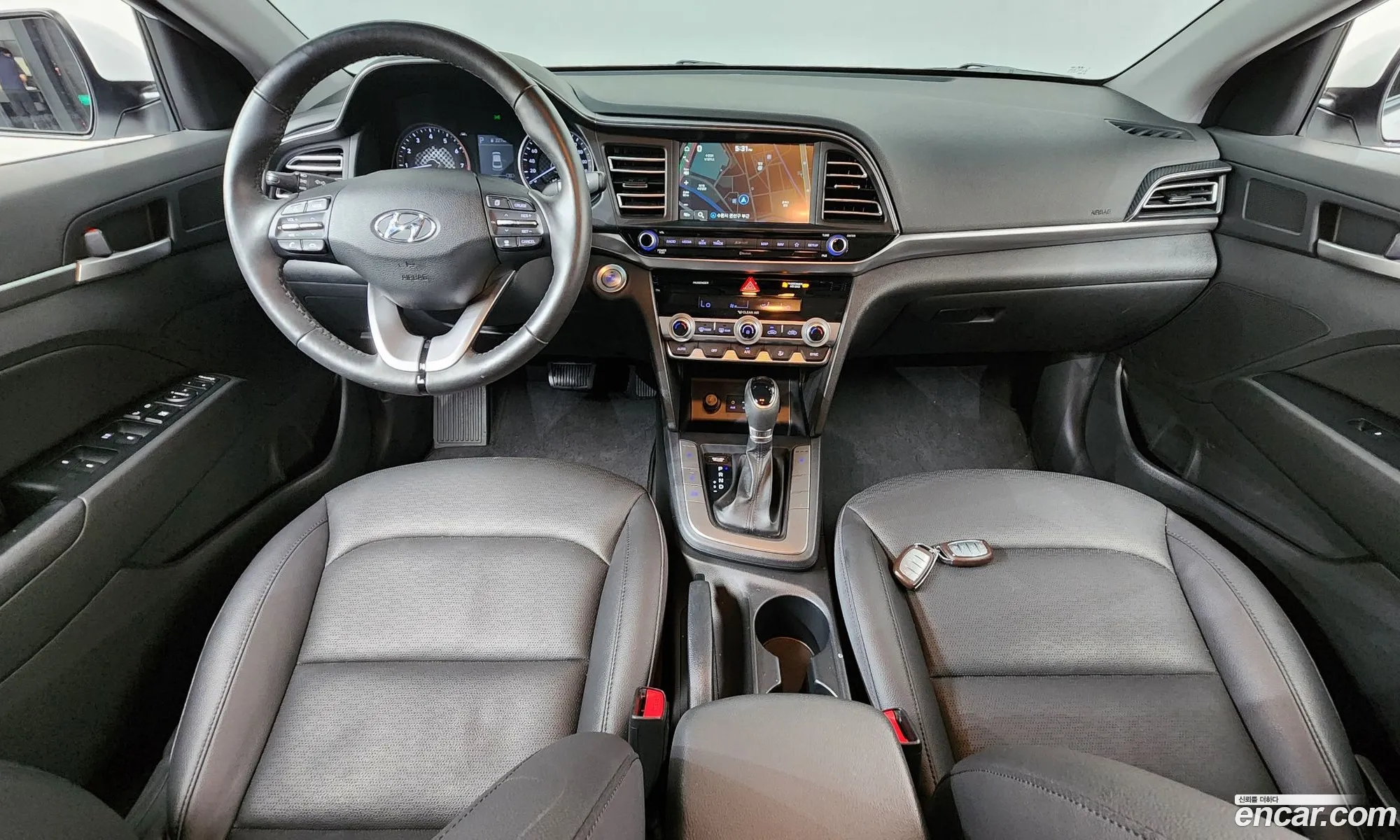 Hyundai Elantra AD 2020 — 18