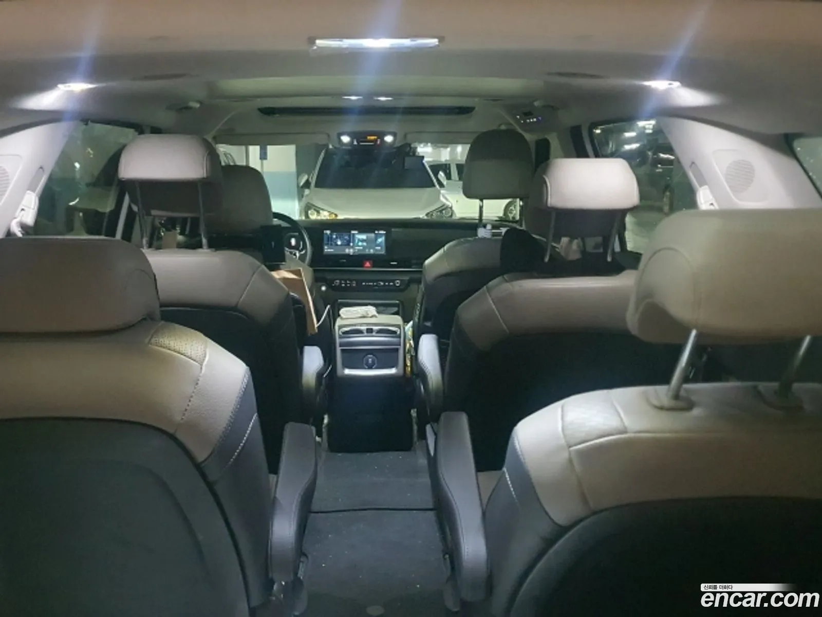 Kia Carnival 2024 — 4