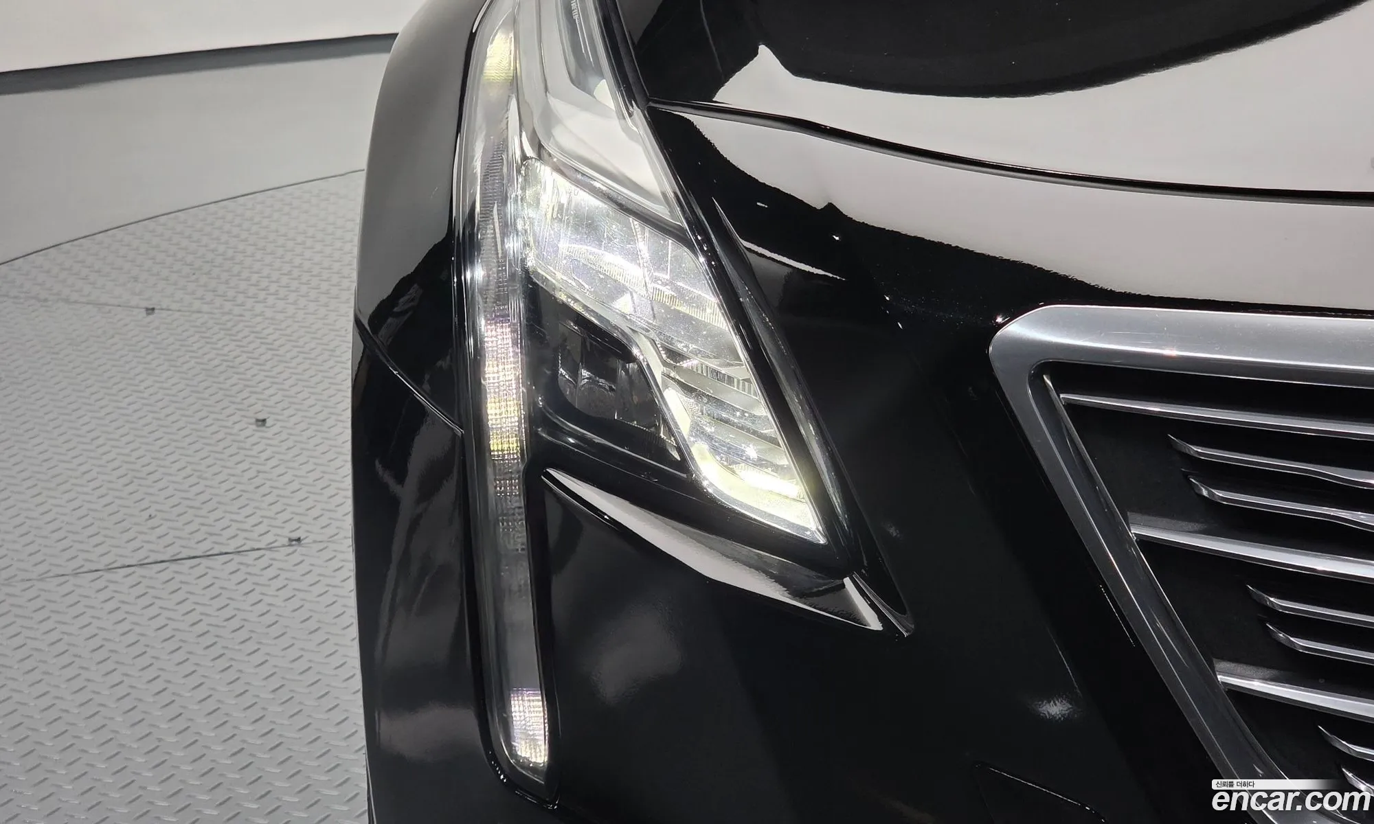 Cadillac CT6 2018 — 24
