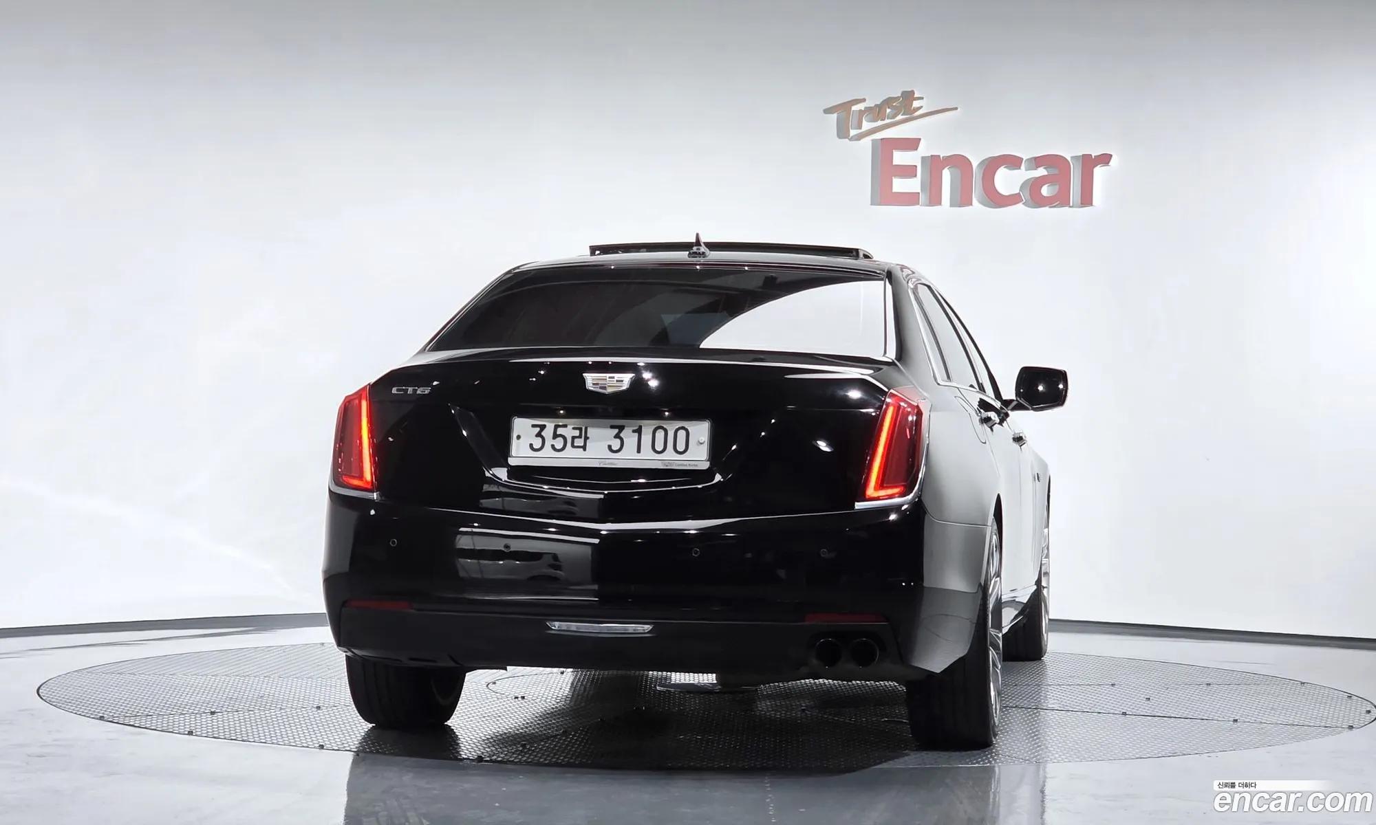 Cadillac CT6 2018 — 17