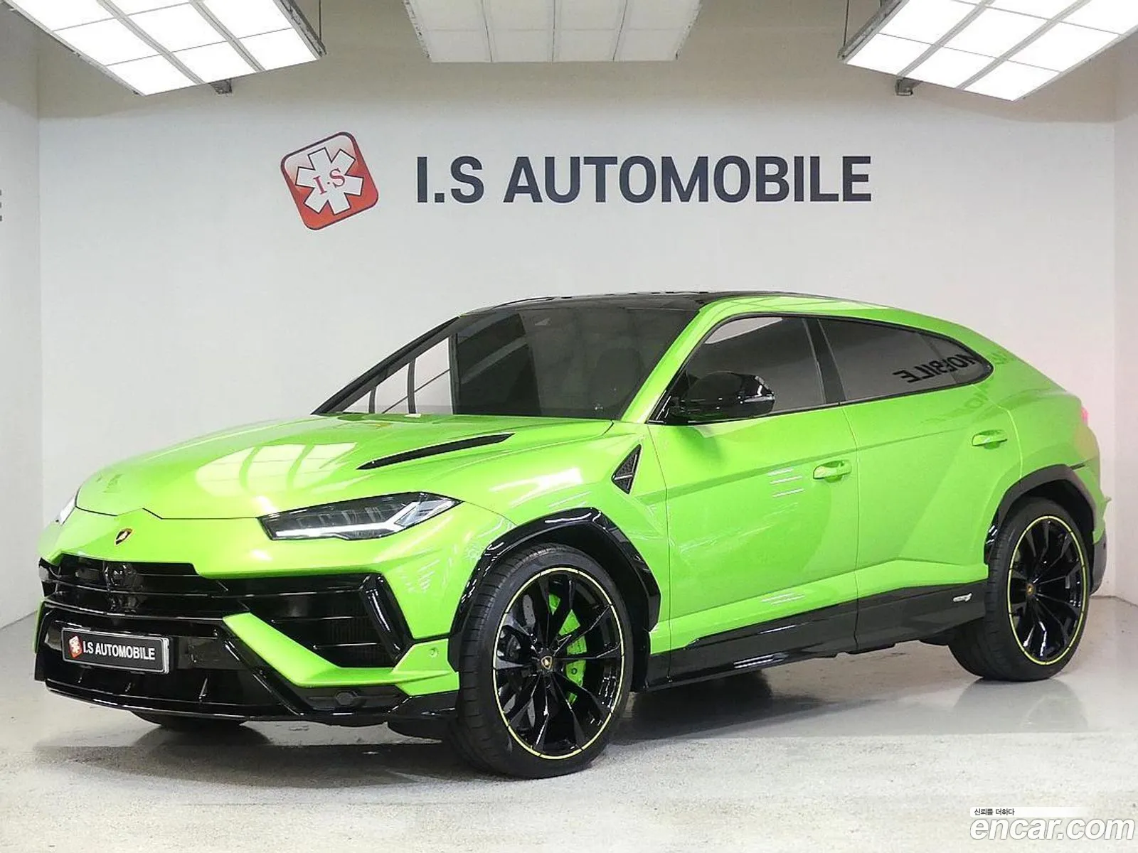 Lamborghini Urus 2024 — 3