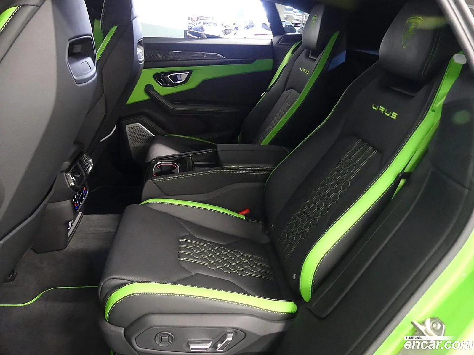 Lamborghini Urus 2024 — 16