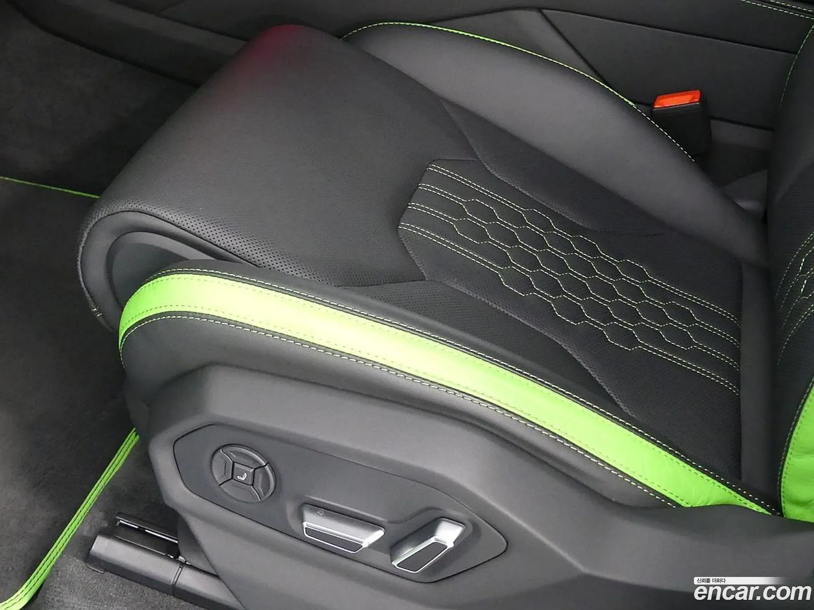 Lamborghini Urus 2024 — 18