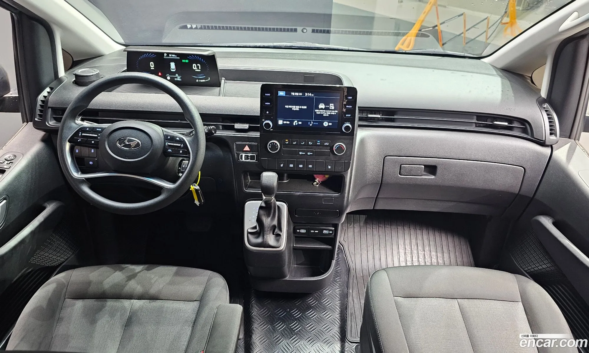 Hyundai Staria 2022 — 30