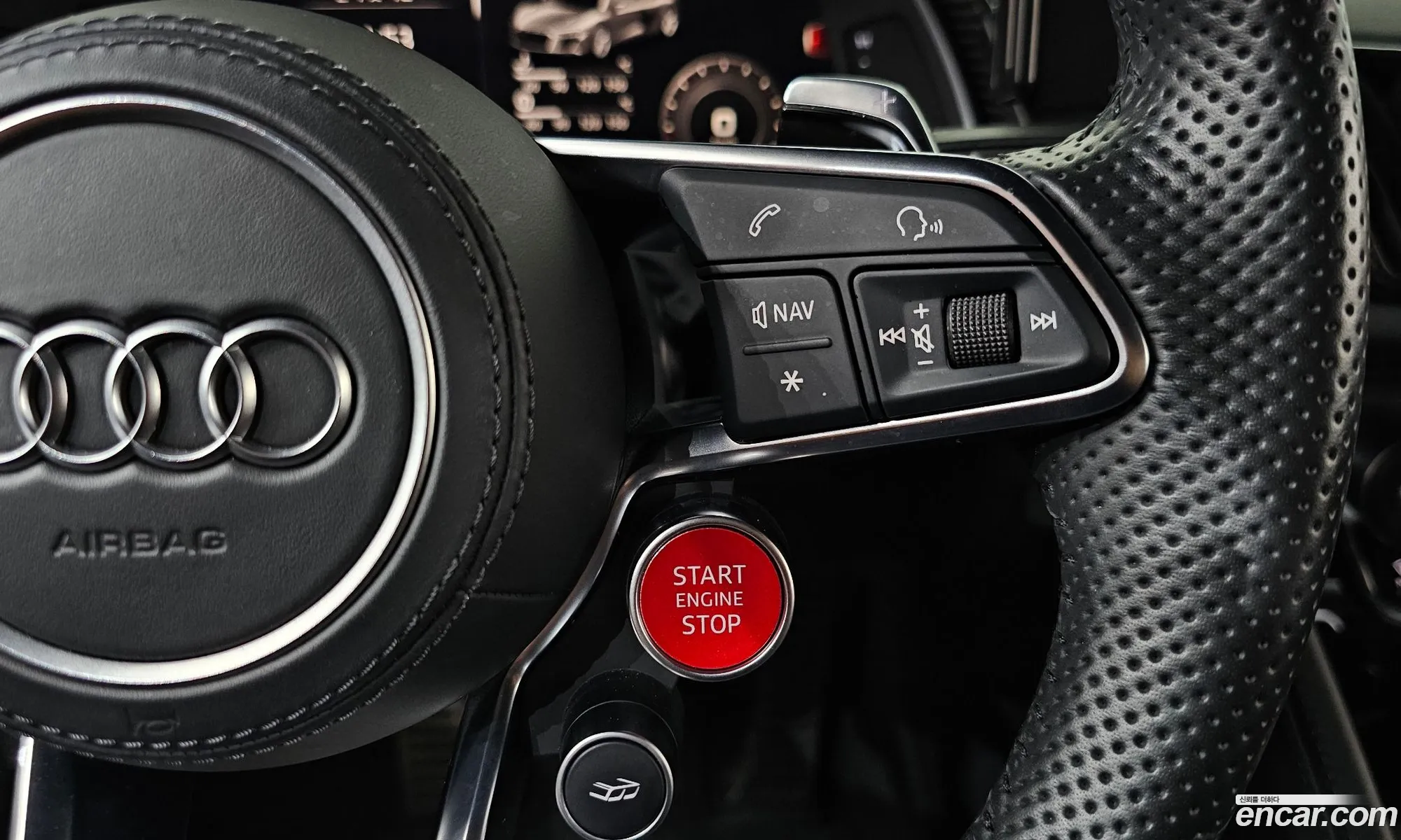 Audi R8 2022 WUAZZZFXXN7900217 — 18