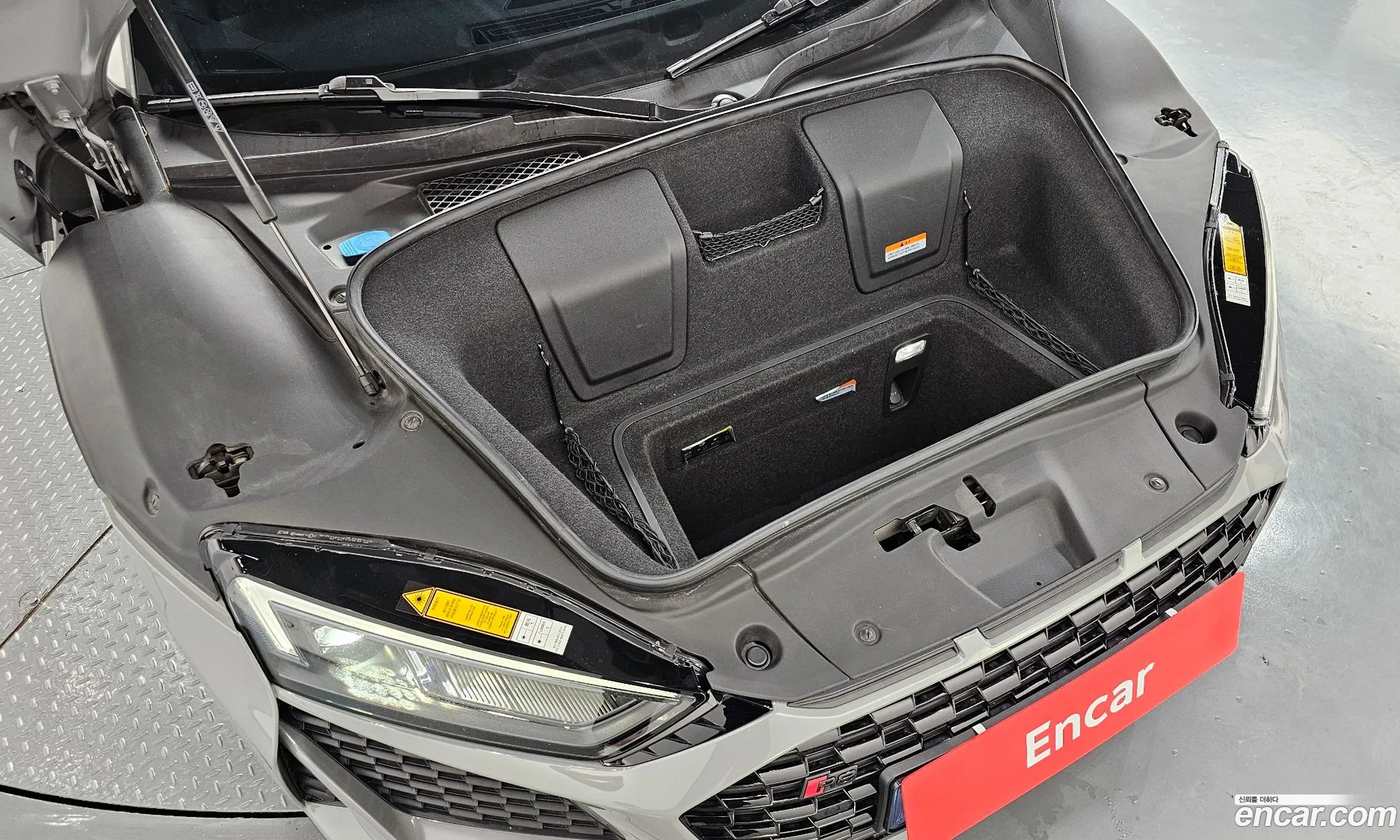 Audi R8 2022 WUAZZZFXXN7900217 — 19