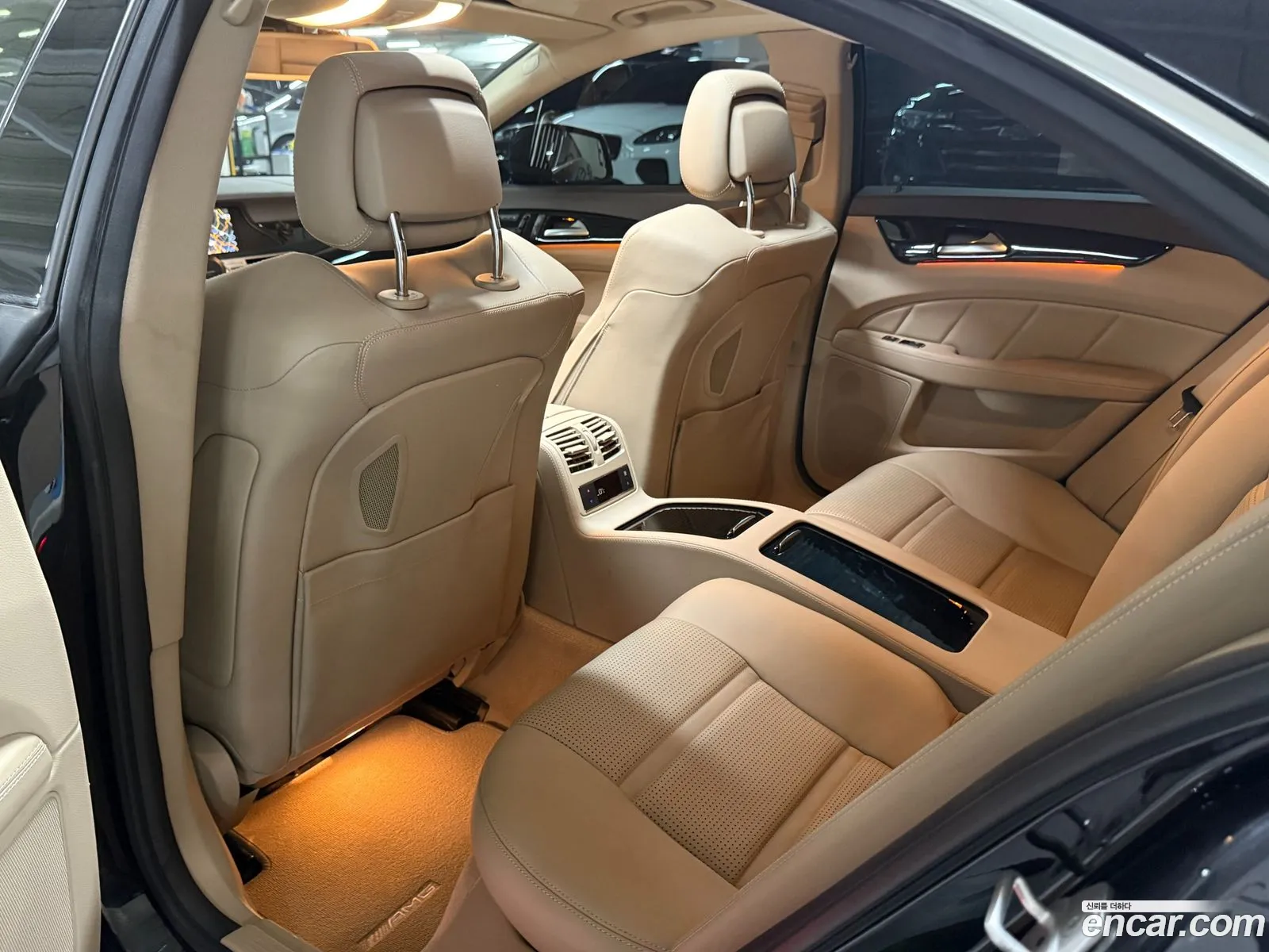 Mercedes-Benz CLS-Class W218 2012 — 13