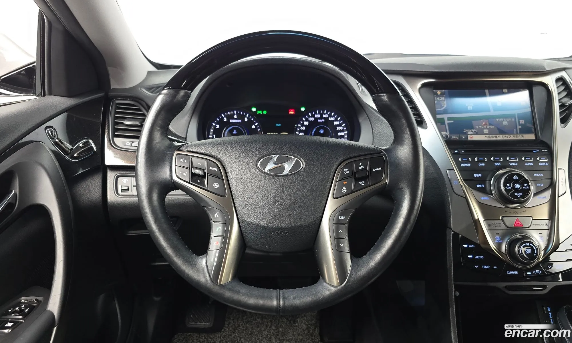 Hyundai Grandeur HG 2012 — 8