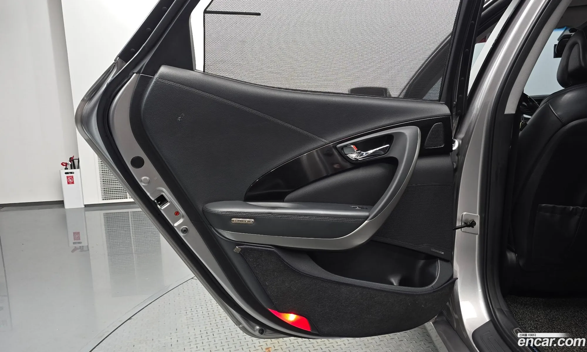 Hyundai Grandeur HG 2012 — 26