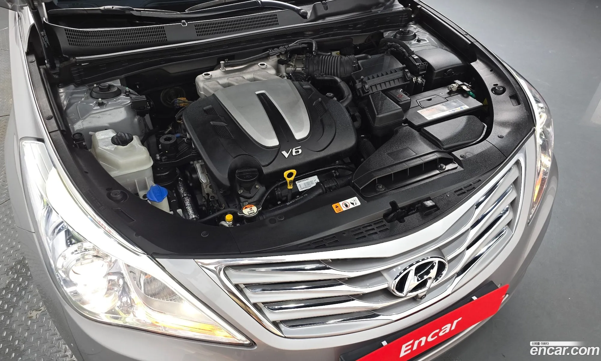 Hyundai Grandeur HG 2012 — 18