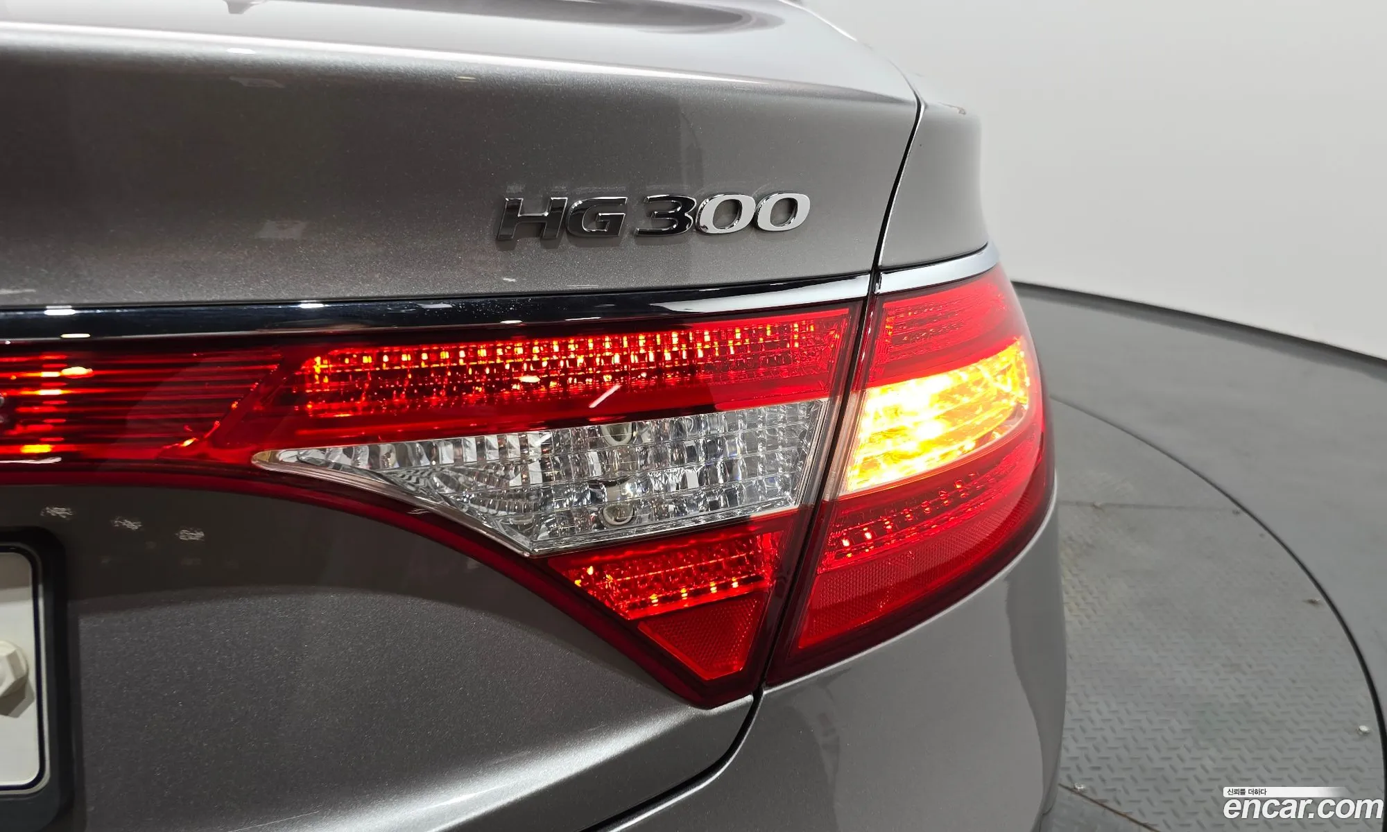 Hyundai Grandeur HG 2012 — 13