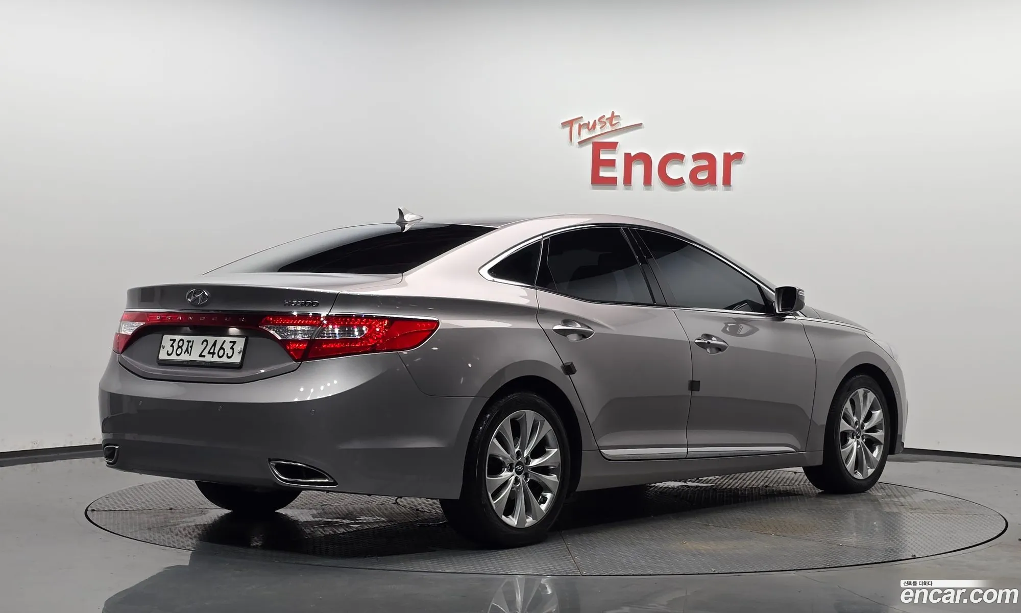 Hyundai Grandeur HG 2012 — 27