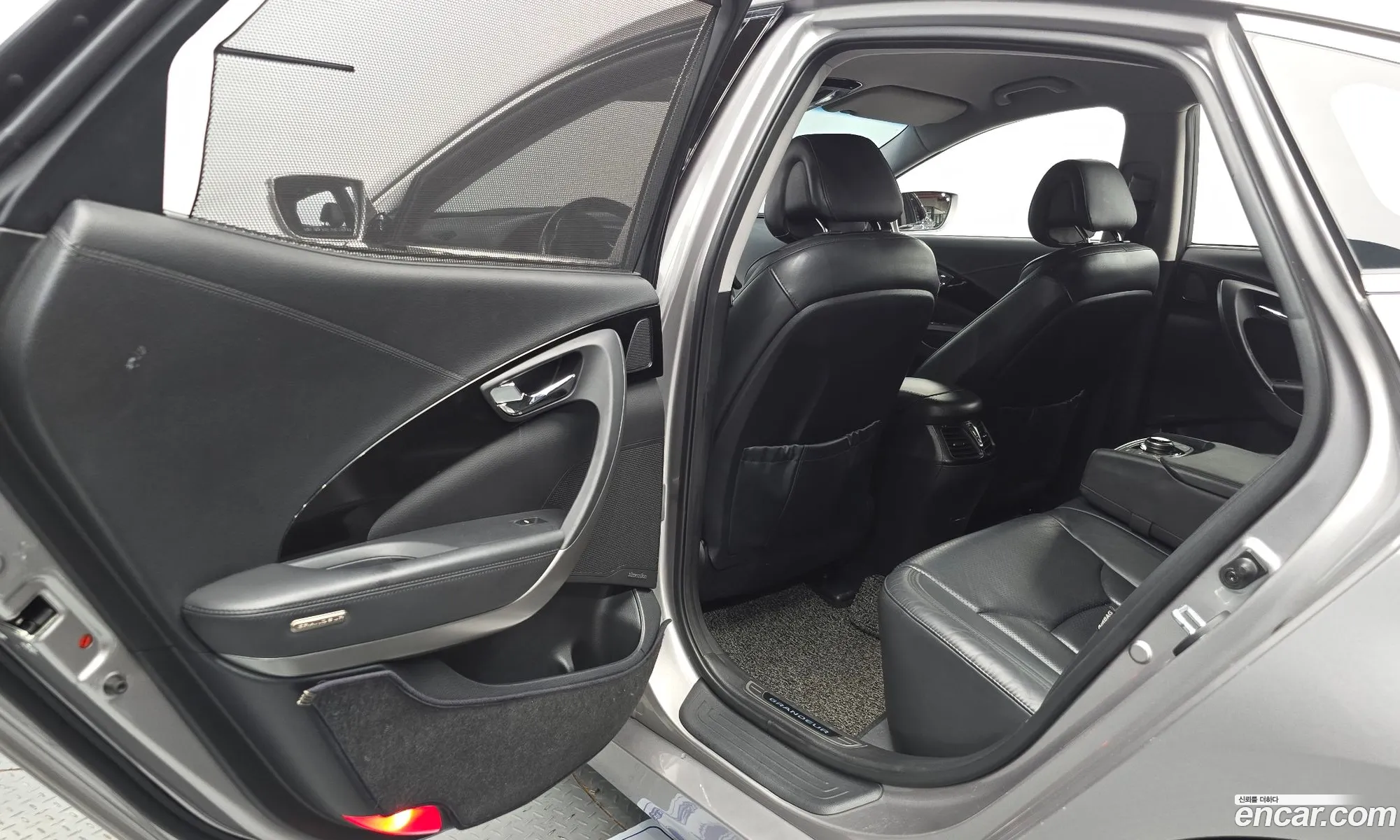 Hyundai Grandeur HG 2012 — 12