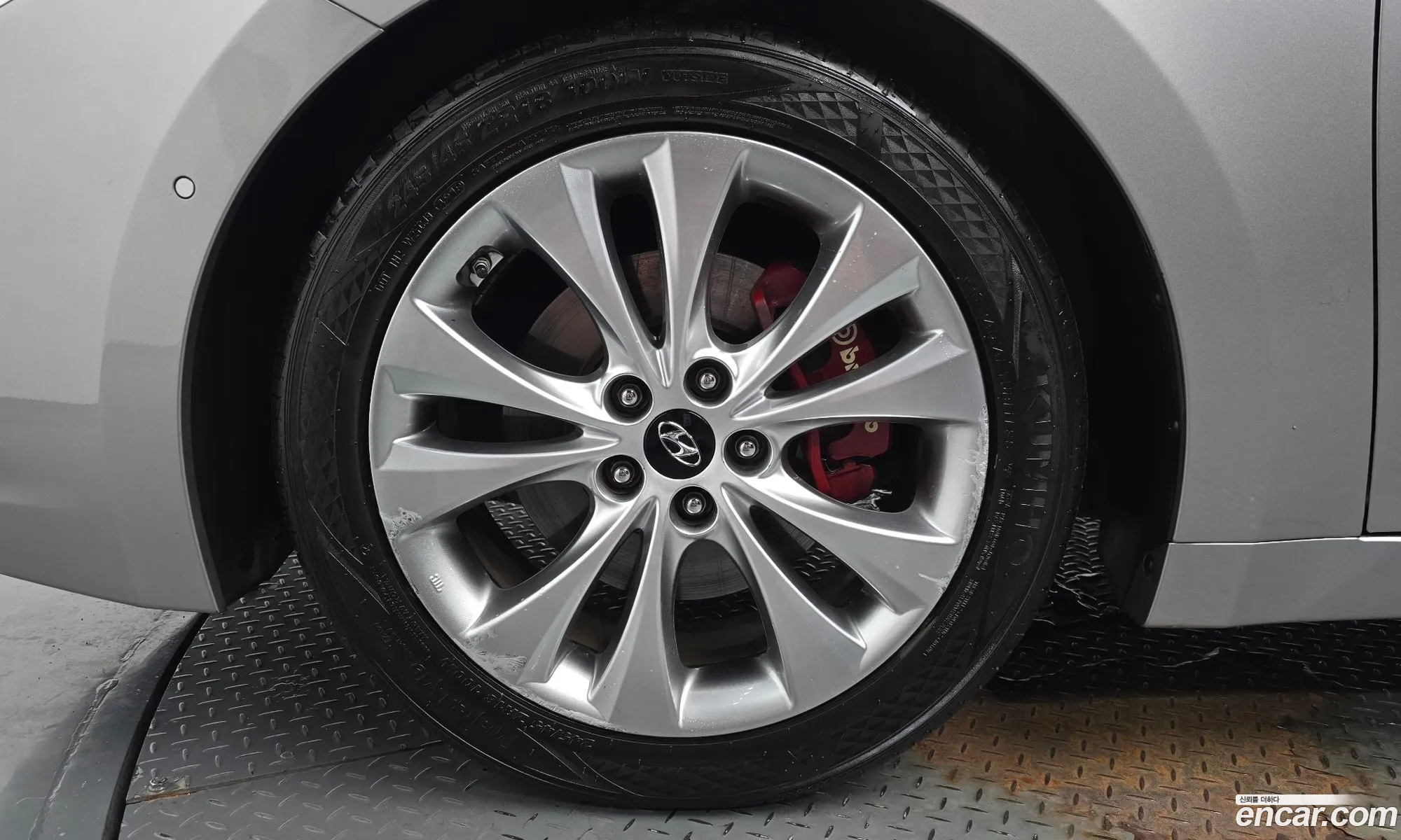 Hyundai Grandeur HG 2012 — 19