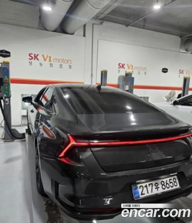 Kia K8 Hybrid 2024 — 2