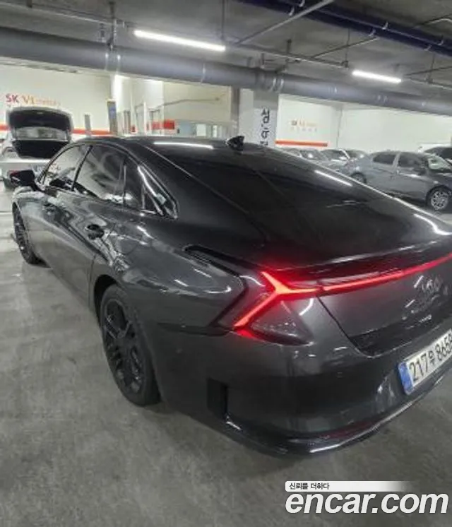 Kia K8 Hybrid 2024 — 3