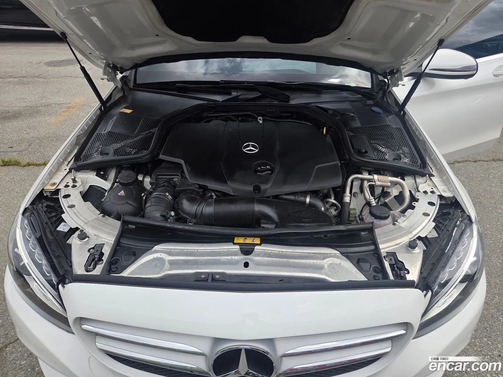 Mercedes-Benz C-Class W205 2017 — 18