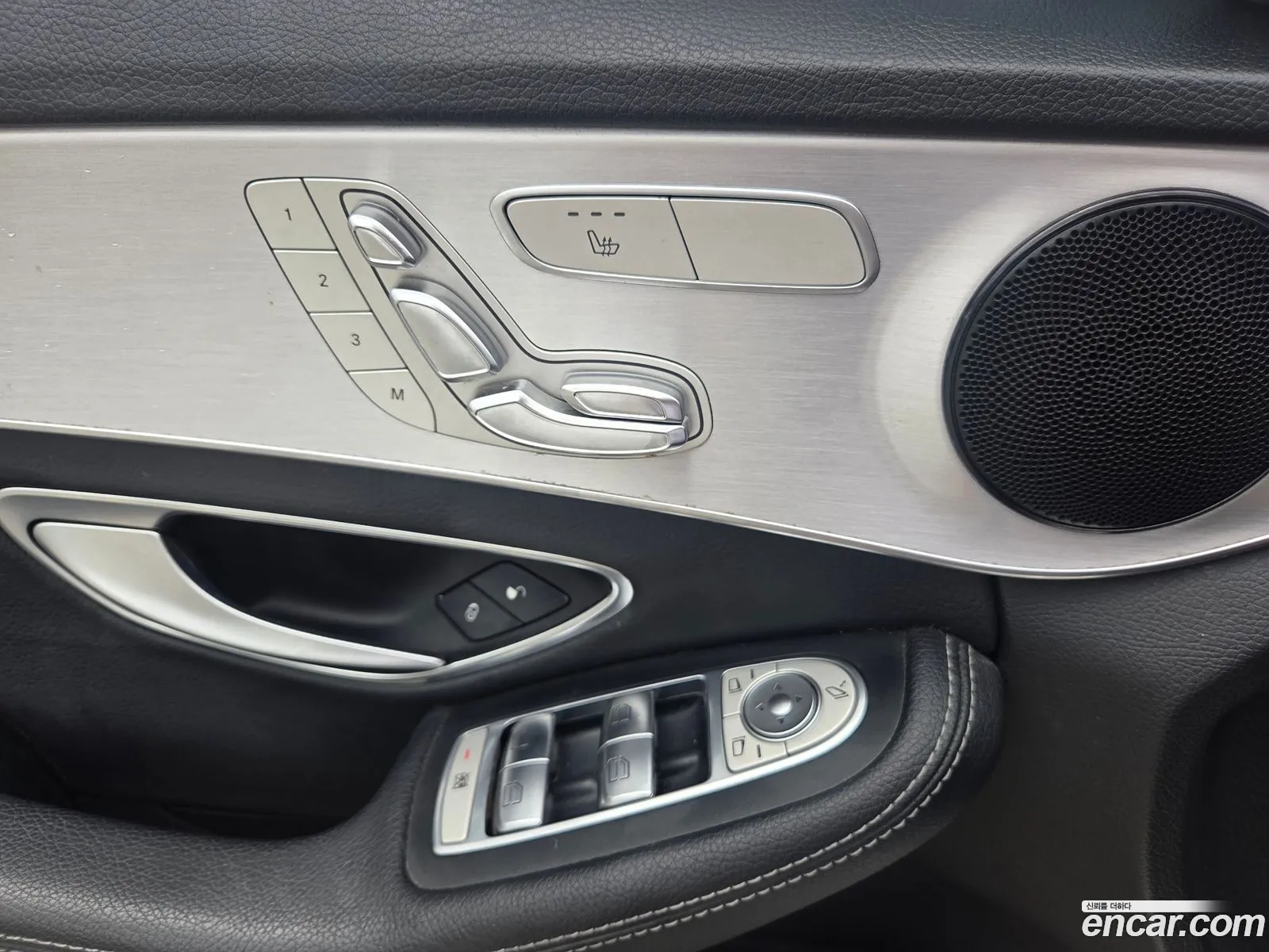 Mercedes-Benz C-Class W205 2017 — 12