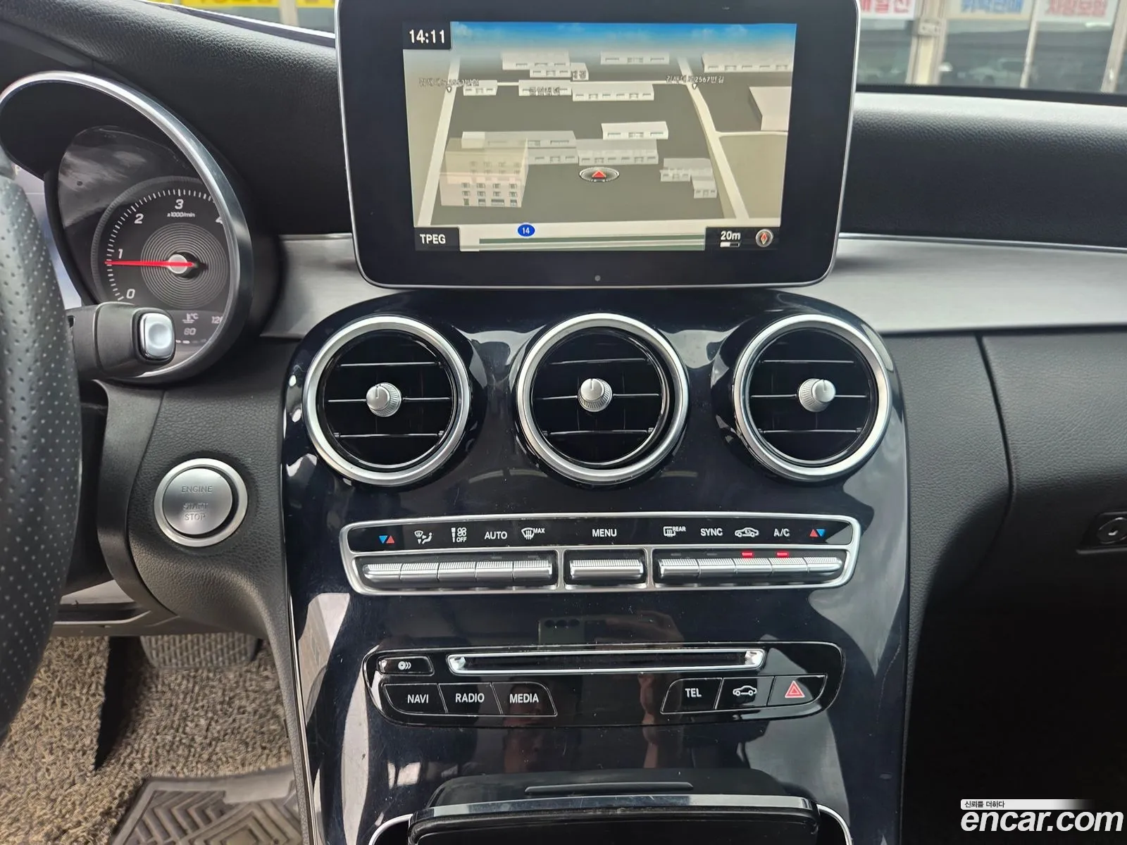 Mercedes-Benz C-Class W205 2017 — 14