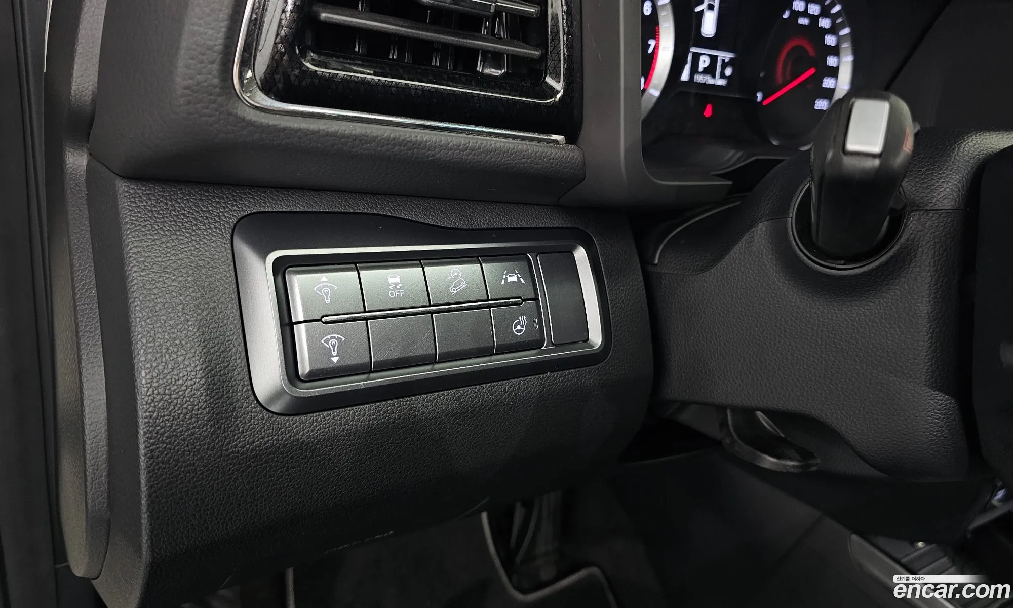 KG Mobility (SsangYong) Tivoli 2020 — 9