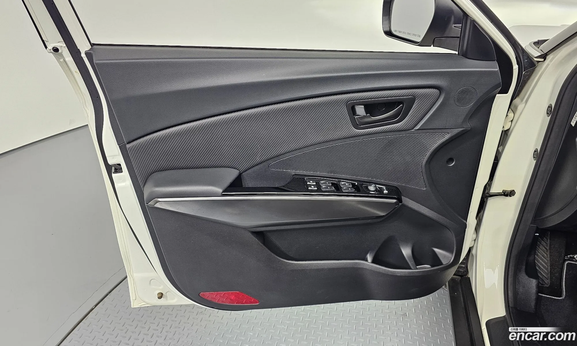 KG Mobility (SsangYong) Tivoli 2020 — 16