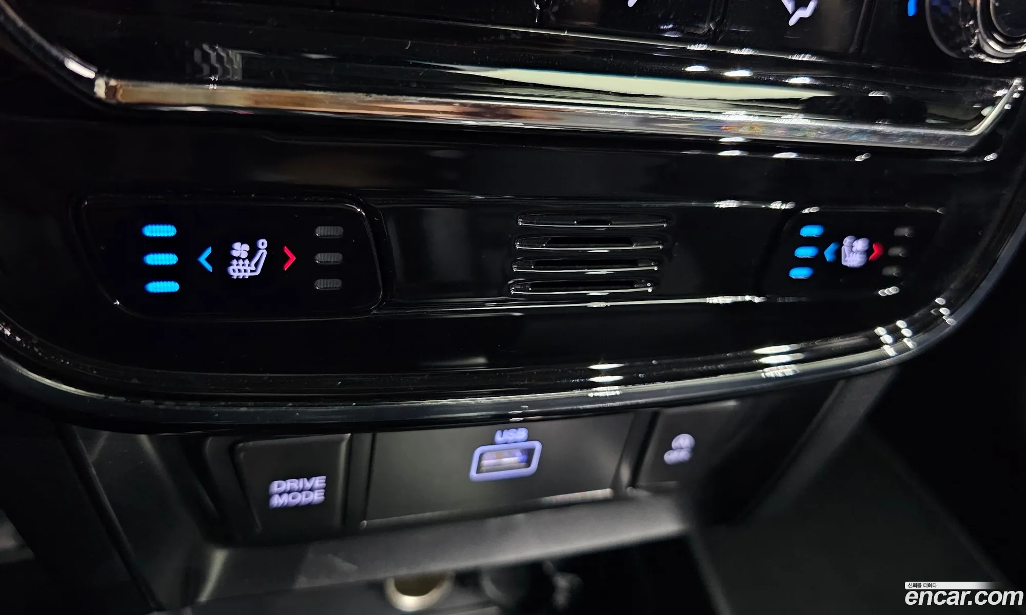 KG Mobility (SsangYong) Tivoli 2020 — 31