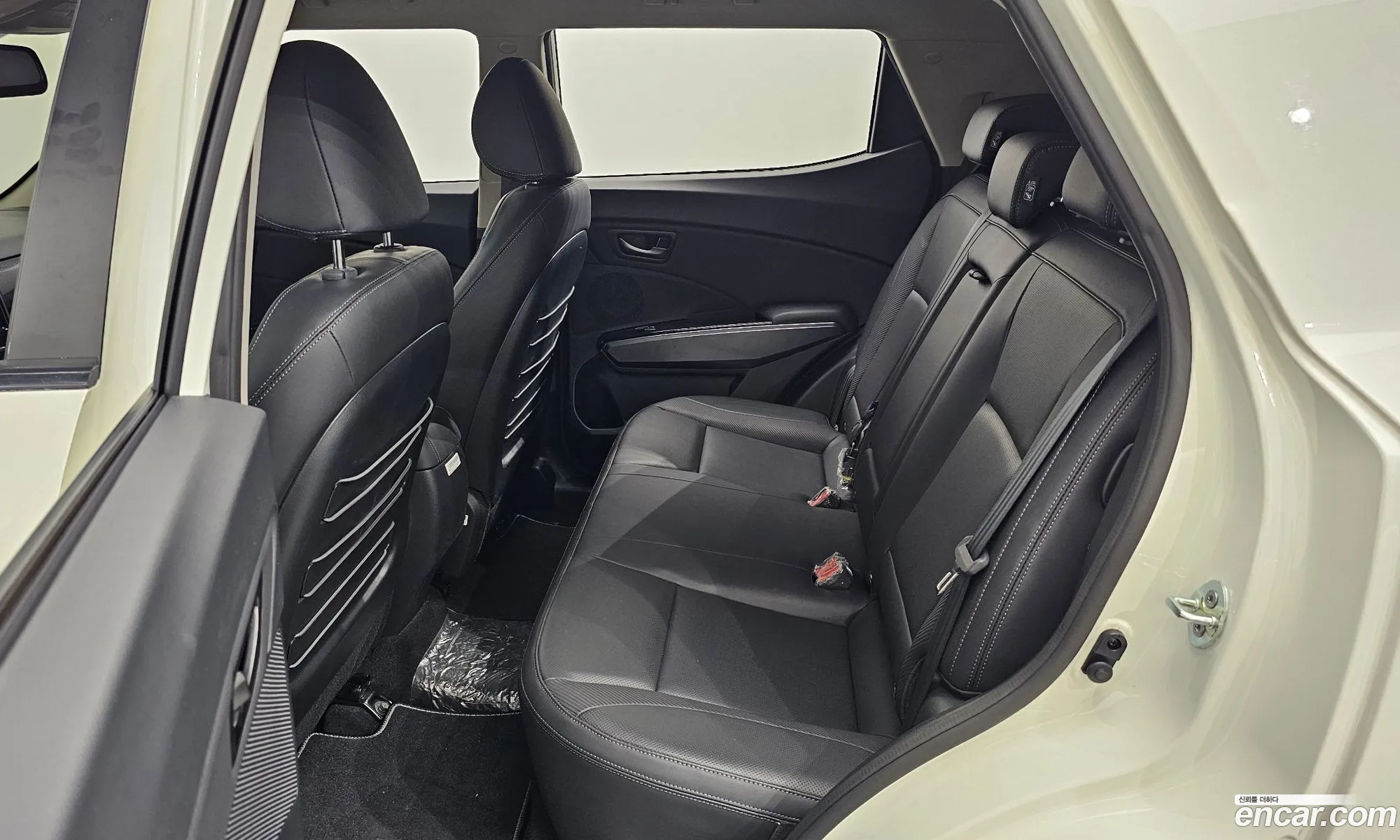 KG Mobility (SsangYong) Tivoli 2020 — 28
