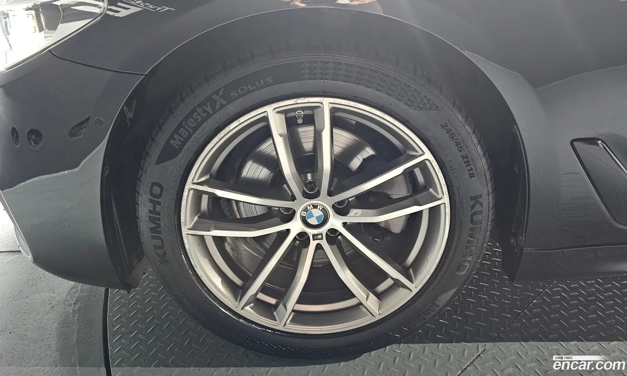 BMW 5 Series 2017 WBAJC3101HG925494 — 5
