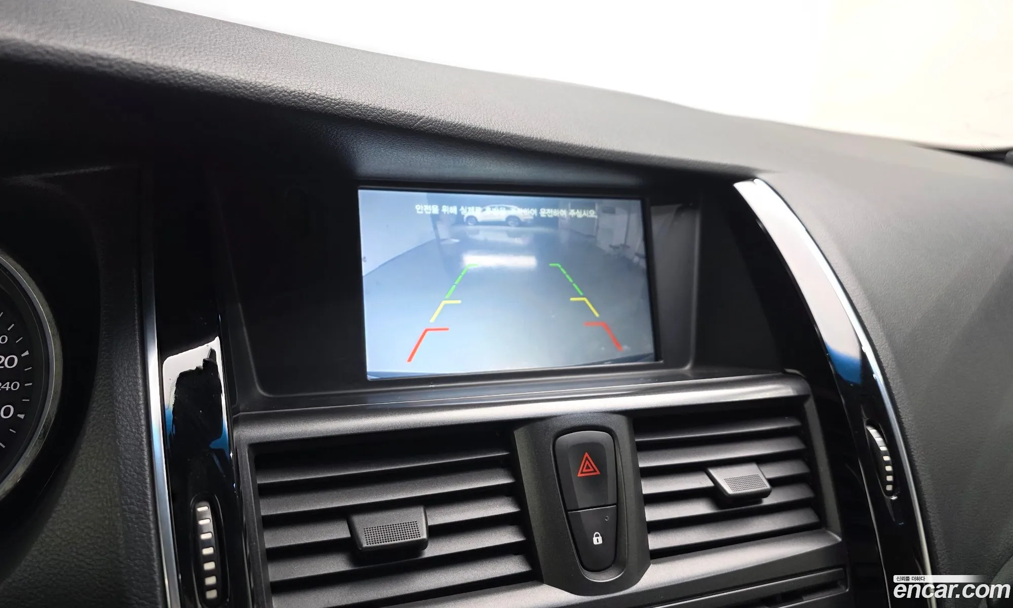 Renault Korea (Samsung) SM7 2011 — 23