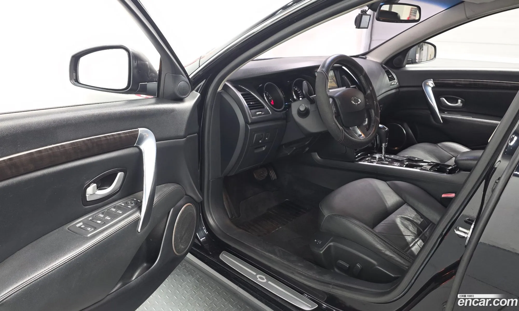 Renault Korea (Samsung) SM7 2011 — 10