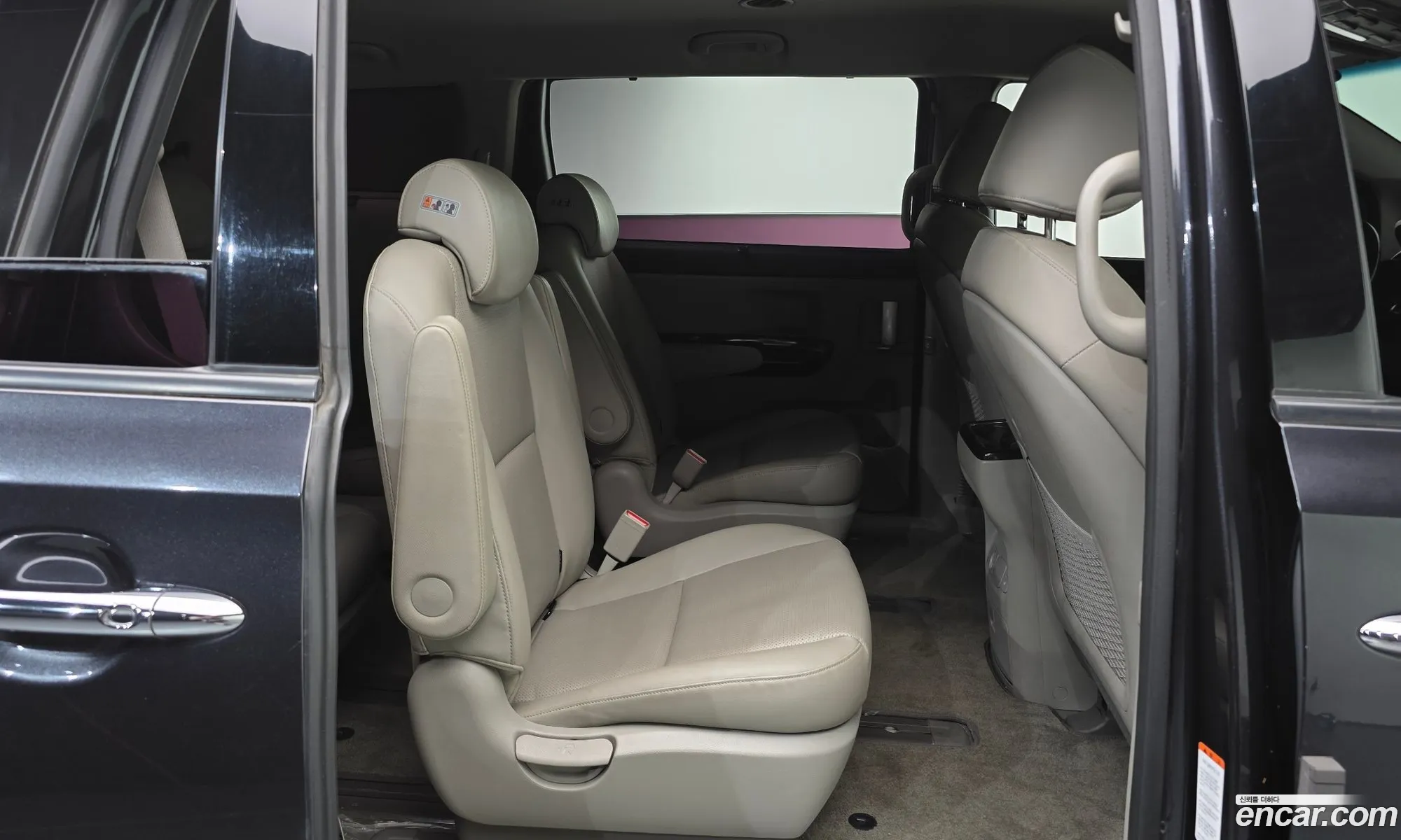 Kia Carnival 2018 — 9