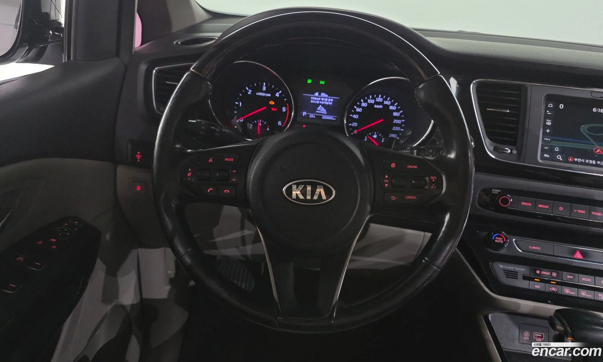 Kia Carnival 2018 — 13