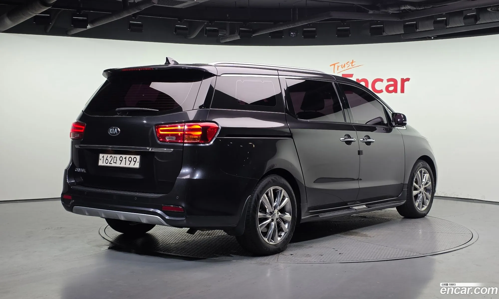 Kia Carnival 2018 — 18