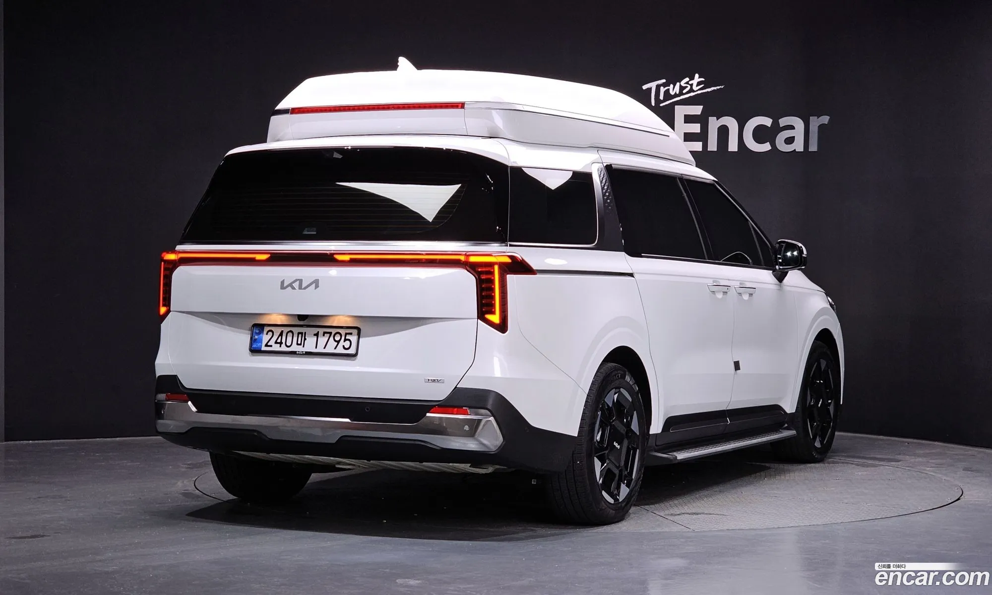 Kia Carnival 2024 — 3