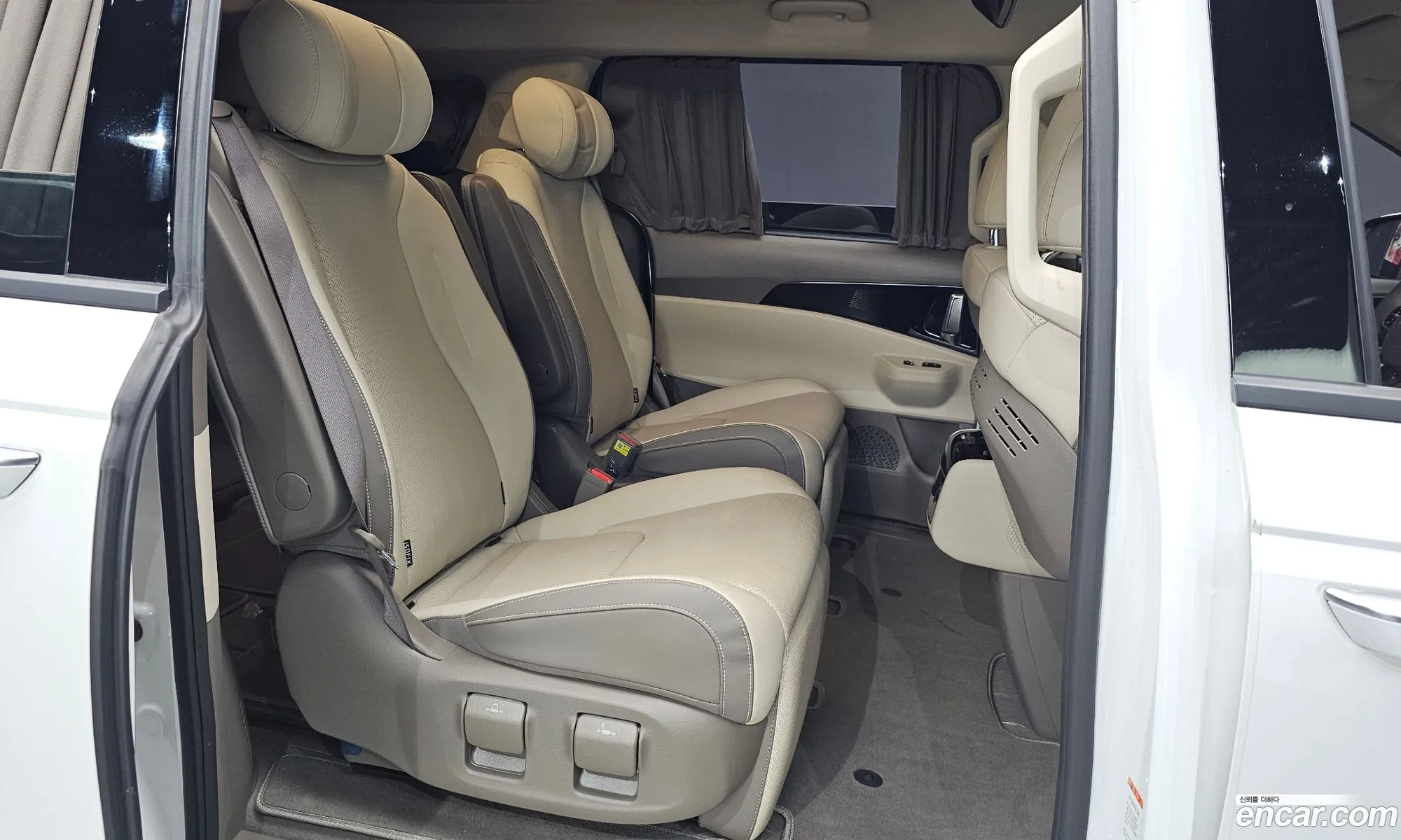 Kia Carnival 2024 — 11