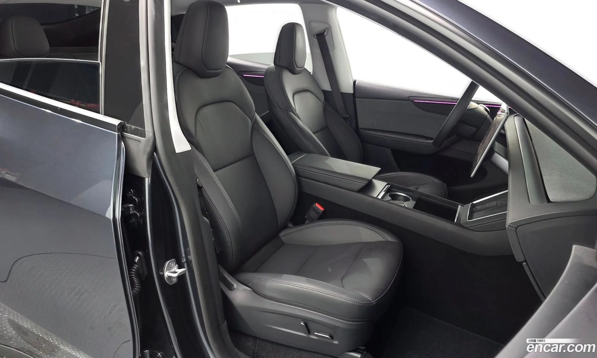Tesla Model Y 2025 LRWYGCFJ1SC185643 — 6