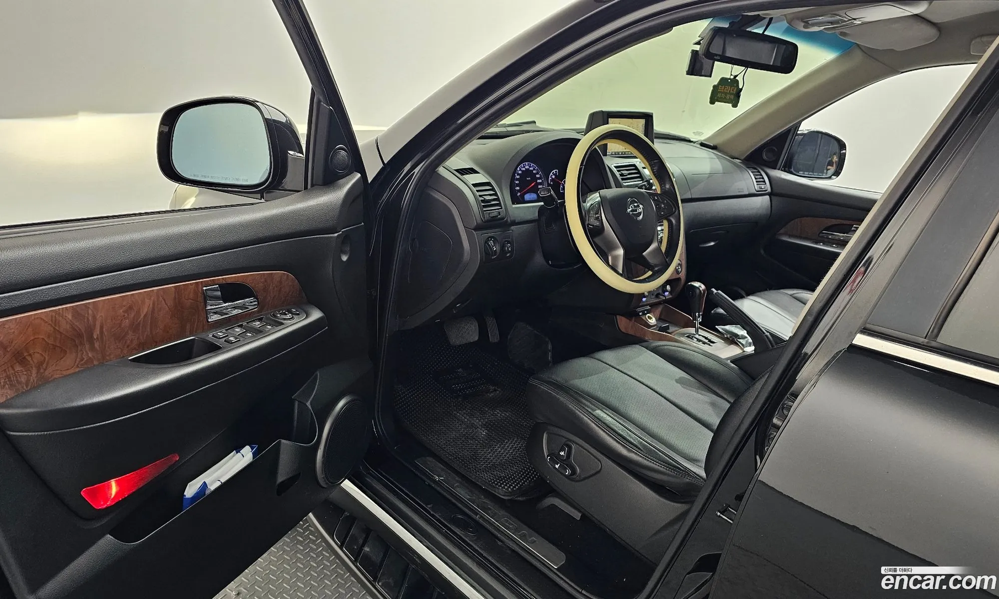 KG Mobility (SsangYong) Rexton W 2016 — 10