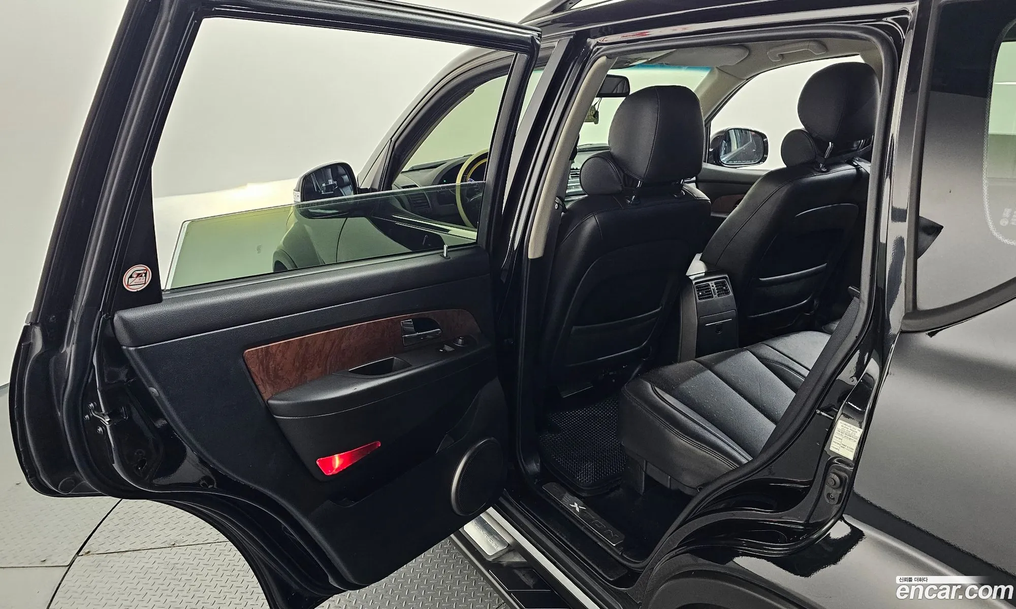 KG Mobility (SsangYong) Rexton W 2016 — 6