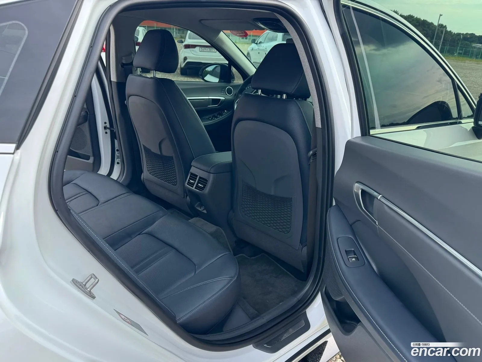 Hyundai Sonata 2022 — 17