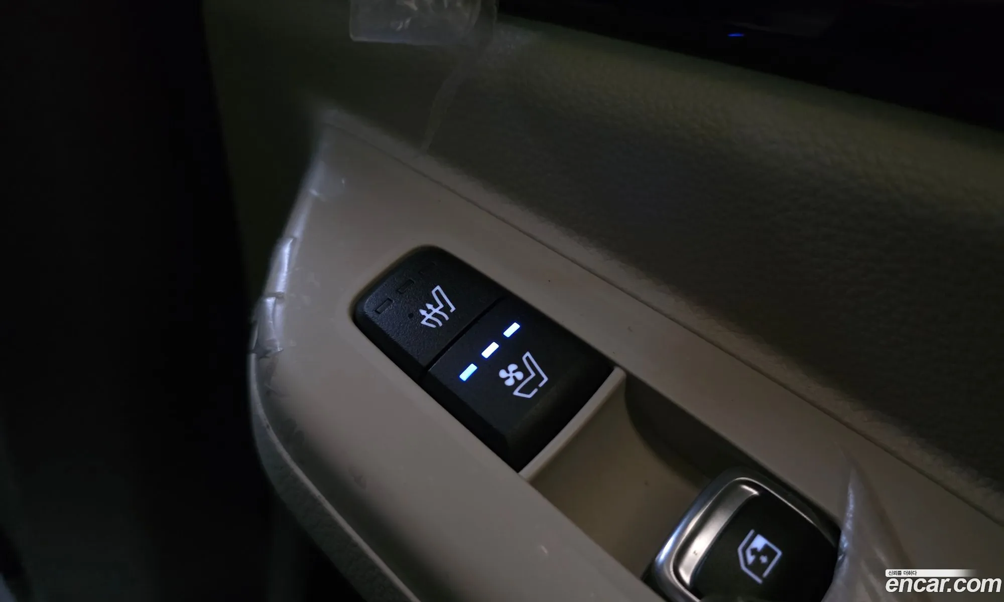 Kia Carnival 2024 — 17
