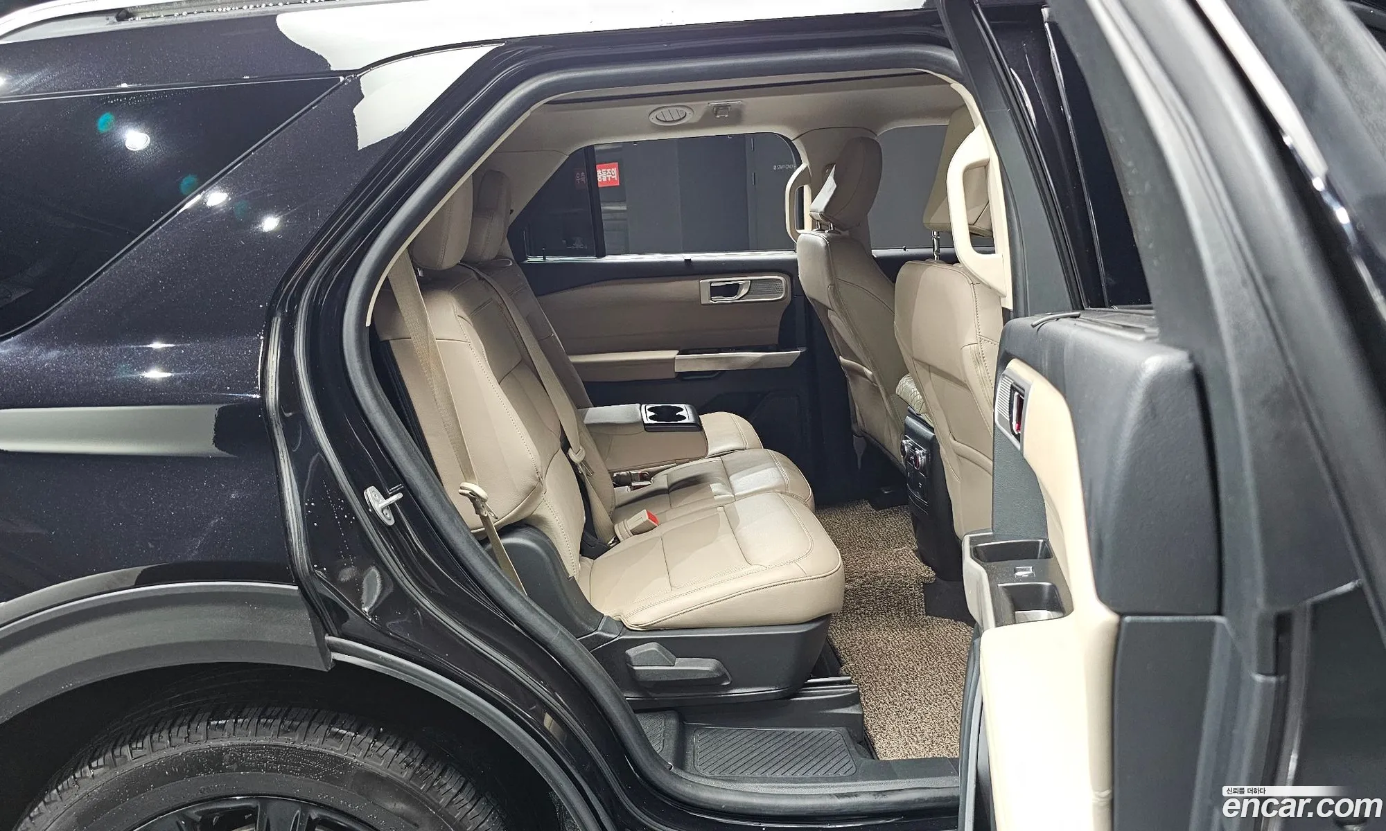 Ford Explorer 6th Gen 2022 1FMSK8FHXNGB80290 — 25