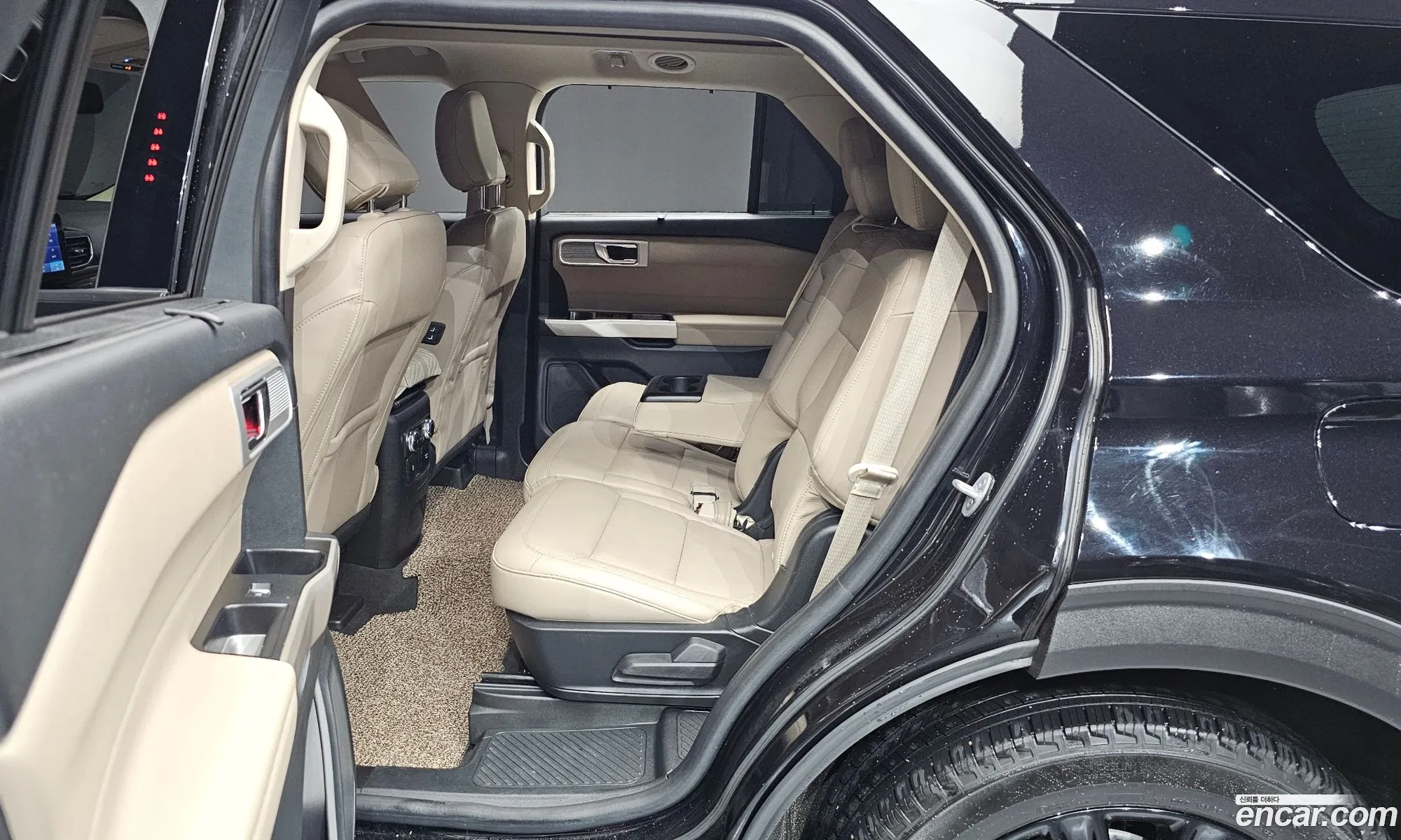 Ford Explorer 6th Gen 2022 1FMSK8FHXNGB80290 — 5