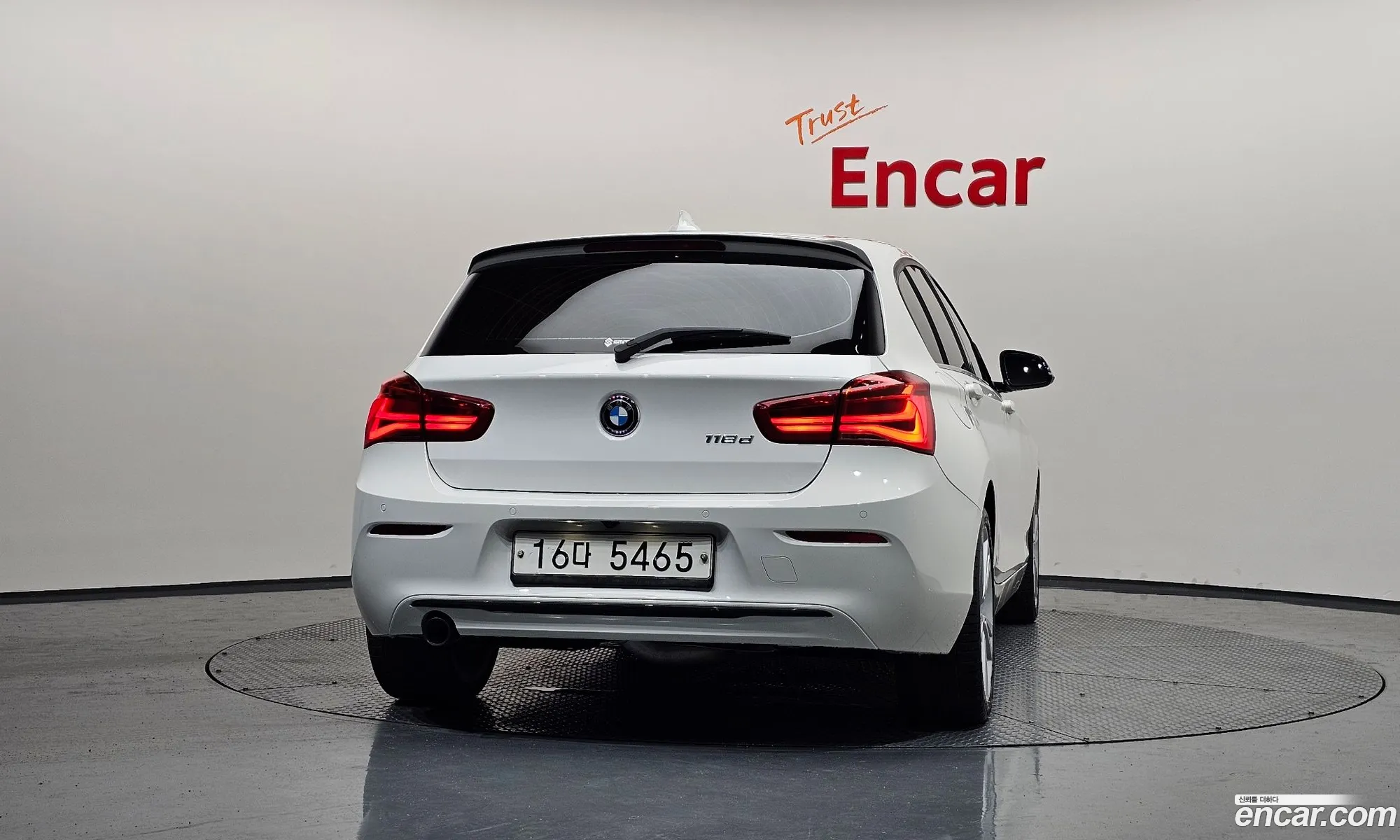 BMW 1 Series 2019 — 9