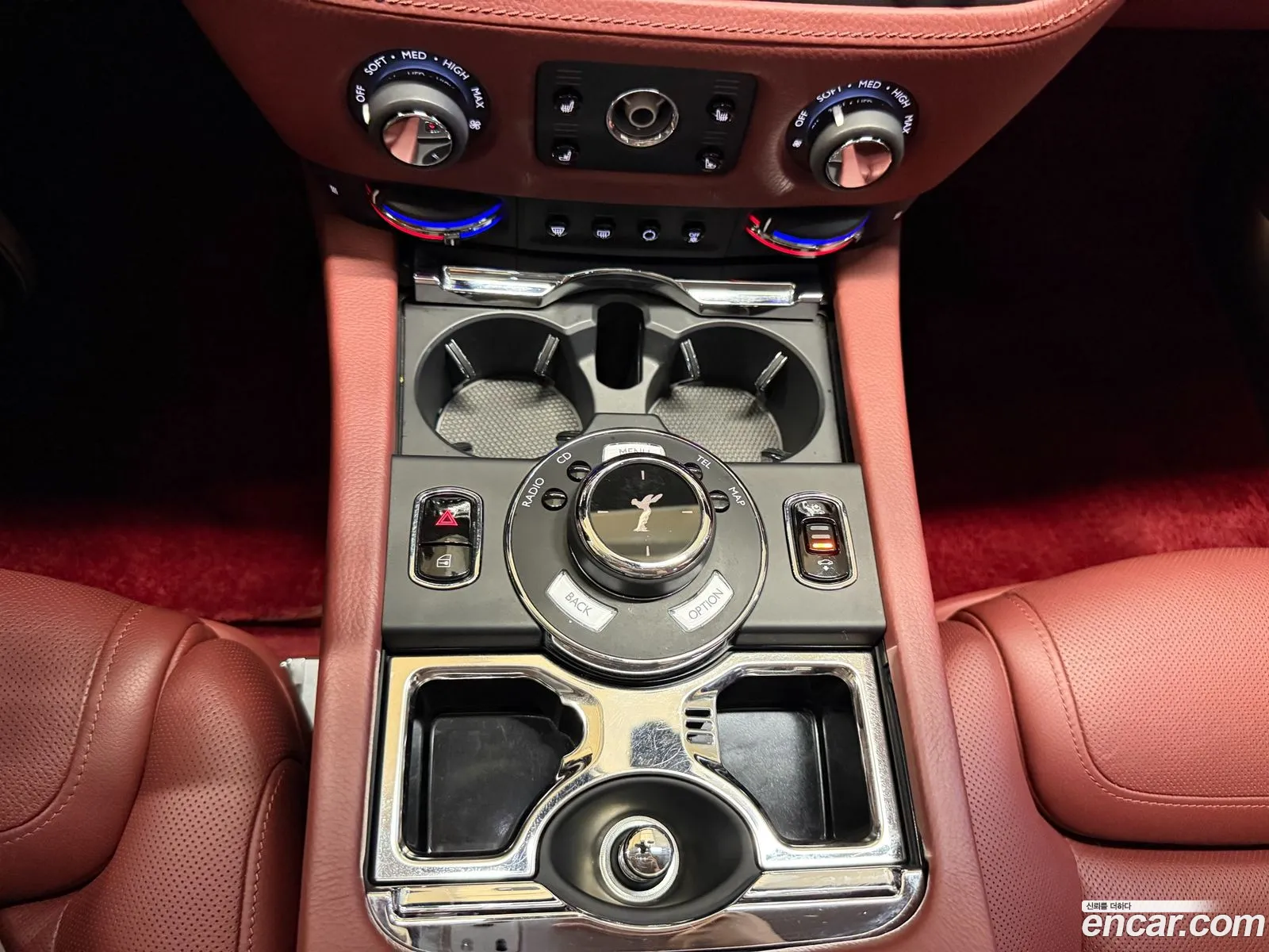 Rolls-Royce Ghost 2016 — 10
