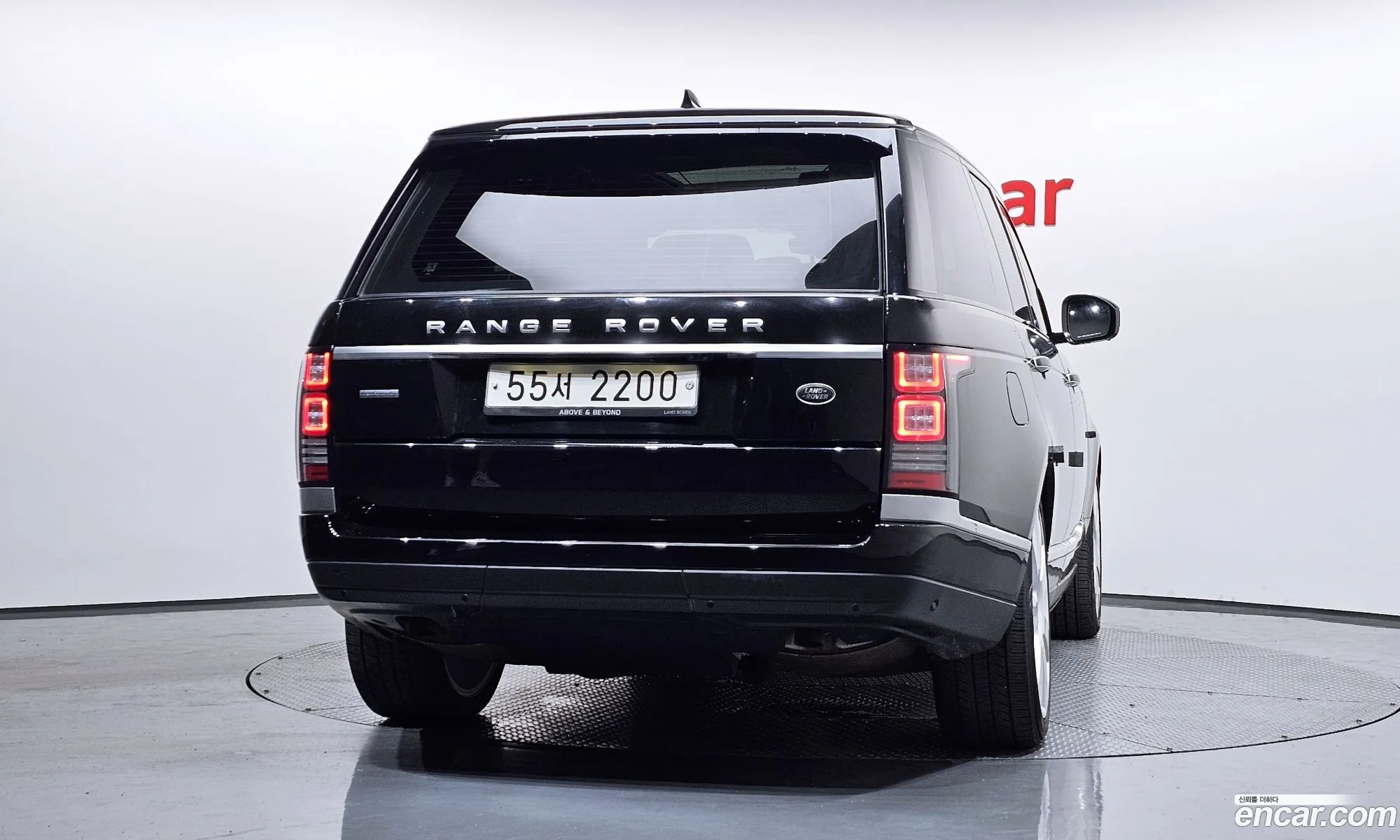Land Rover Range Rover 2017 SALGA2FEXHA332293 — 3