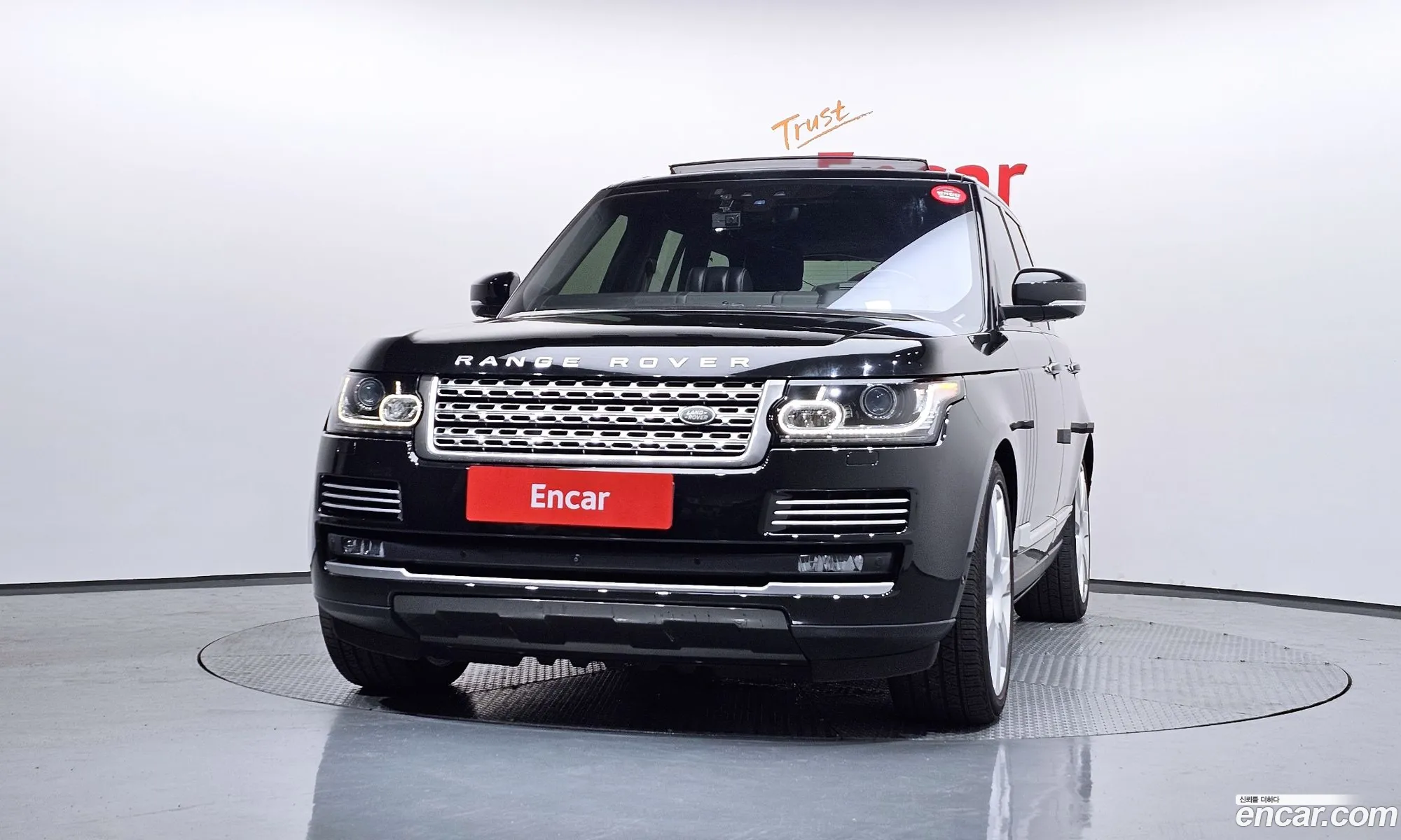 Land Rover Range Rover 2017 SALGA2FEXHA332293 — 4