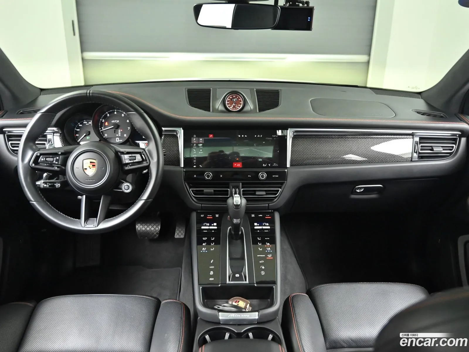 Porsche Macan 2022 — 10