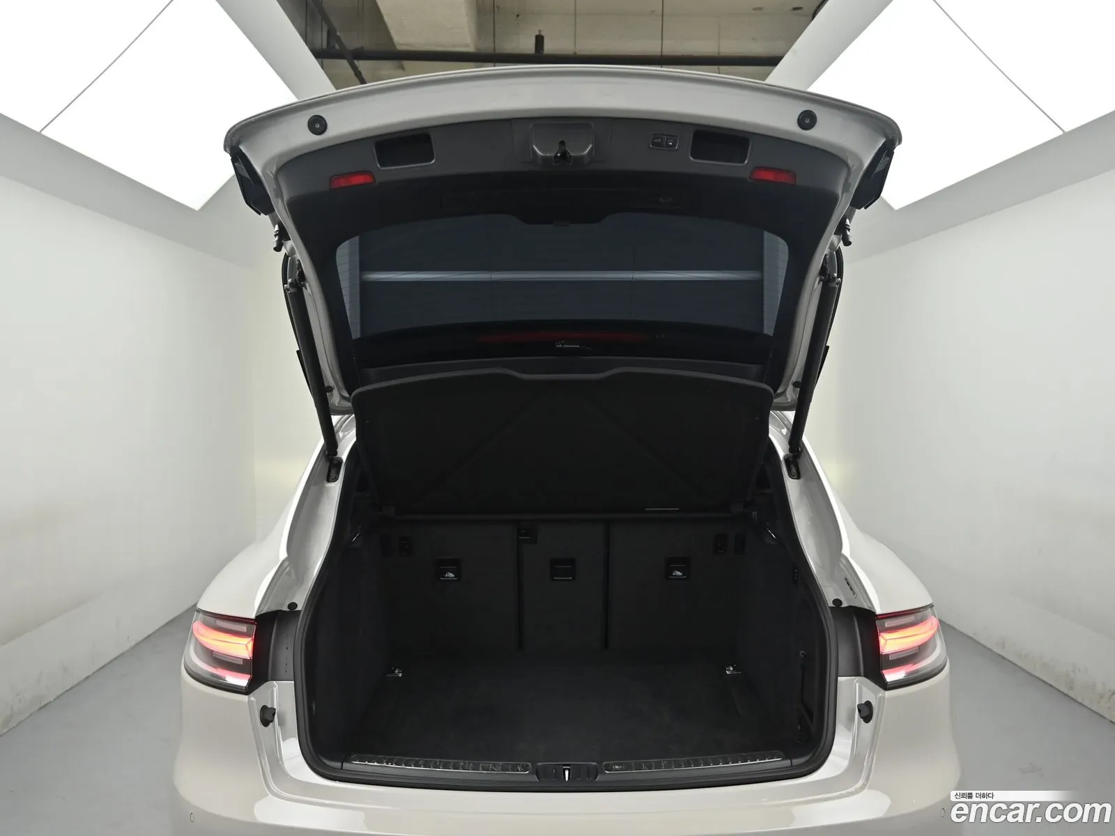 Porsche Macan 2022 — 20