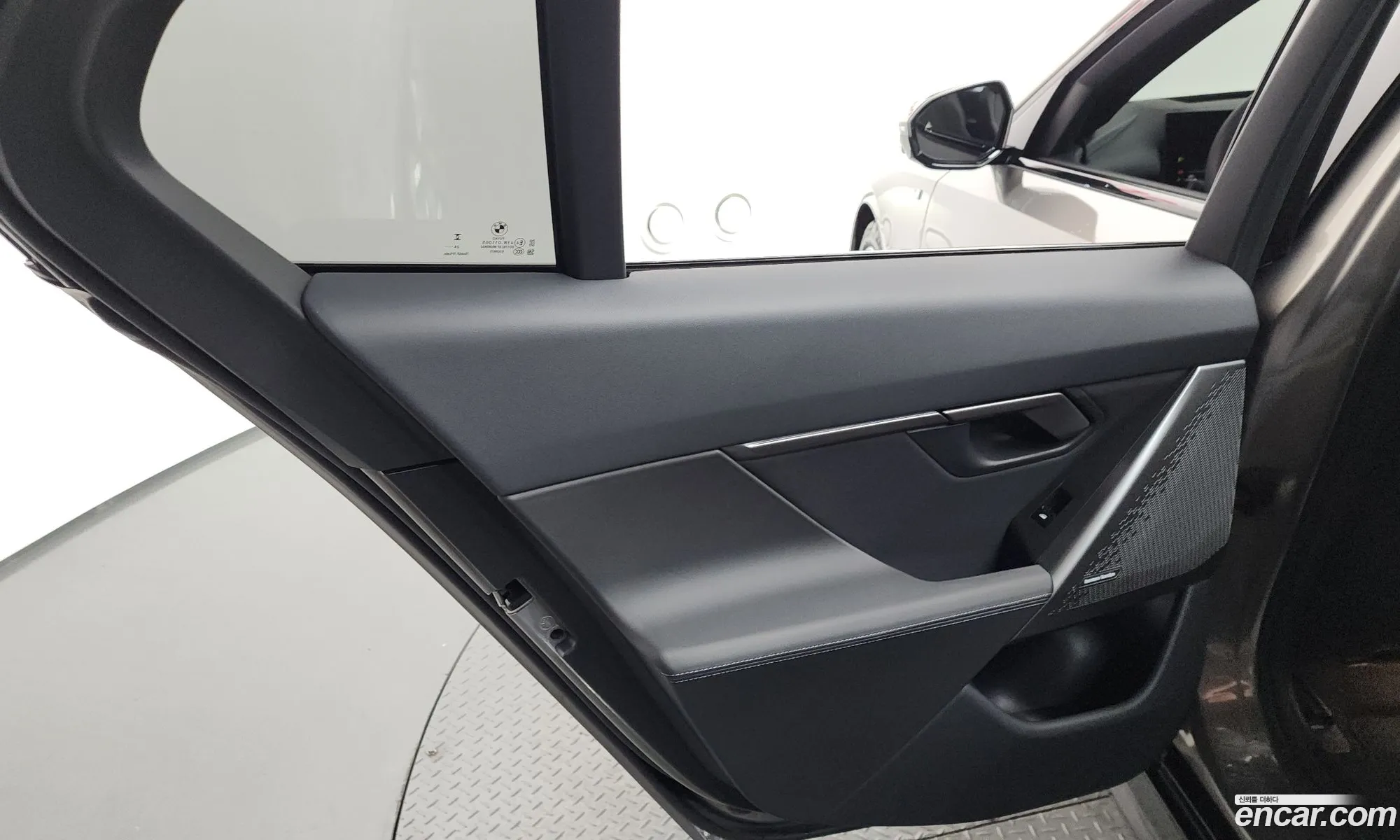 BMW 5 Series 2025 WBA21FJ01SCU48625 — 5