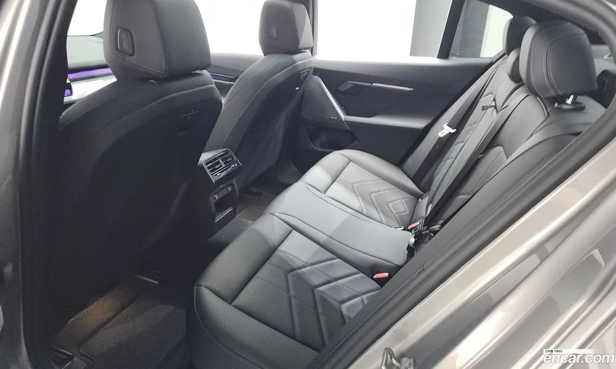 BMW 5 Series 2025 WBA21FJ01SCU48625 — 17